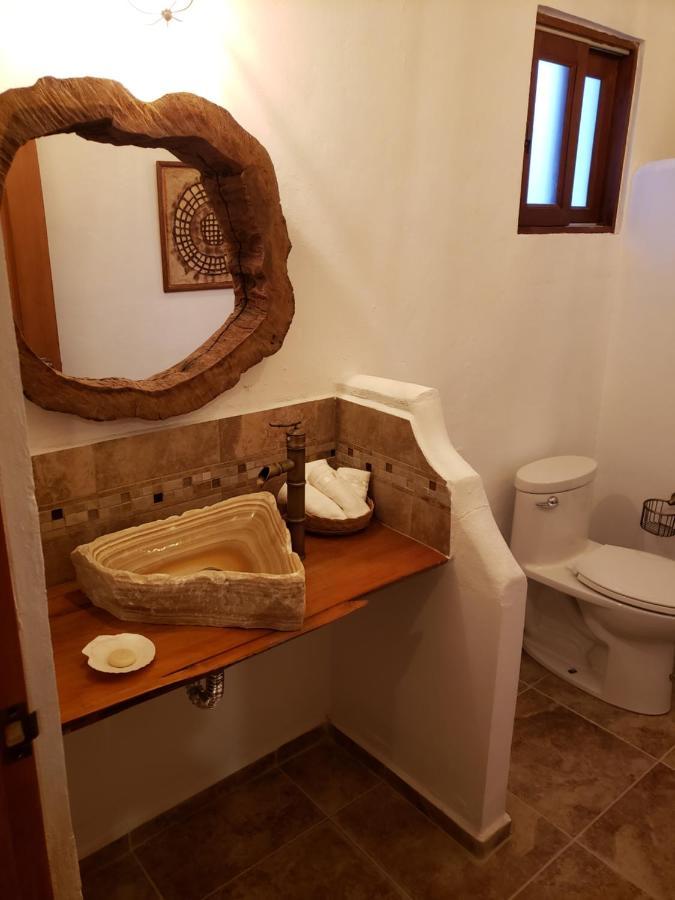 Deluxe Queen Suite