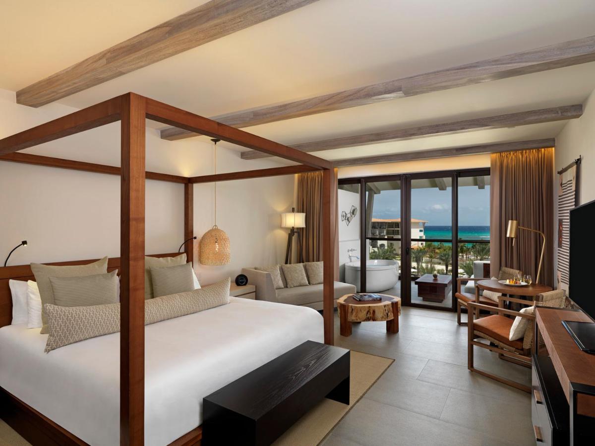 Alcoba Ocean View King Bed