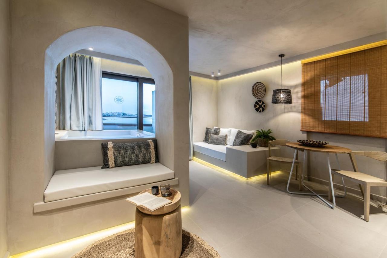 Suite mit Meerblick und Whirlpool