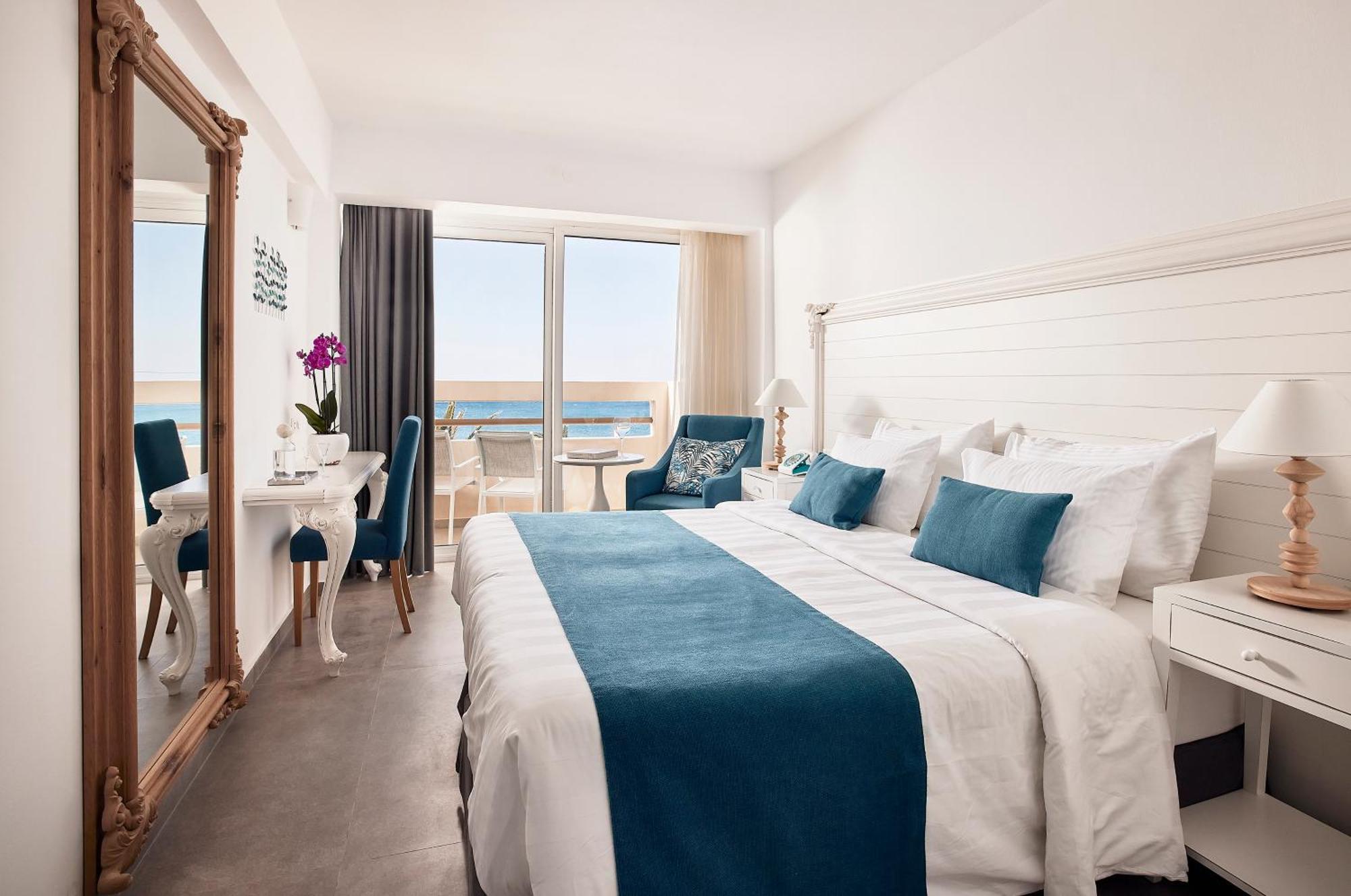 Sunshine Double Room with Sea View