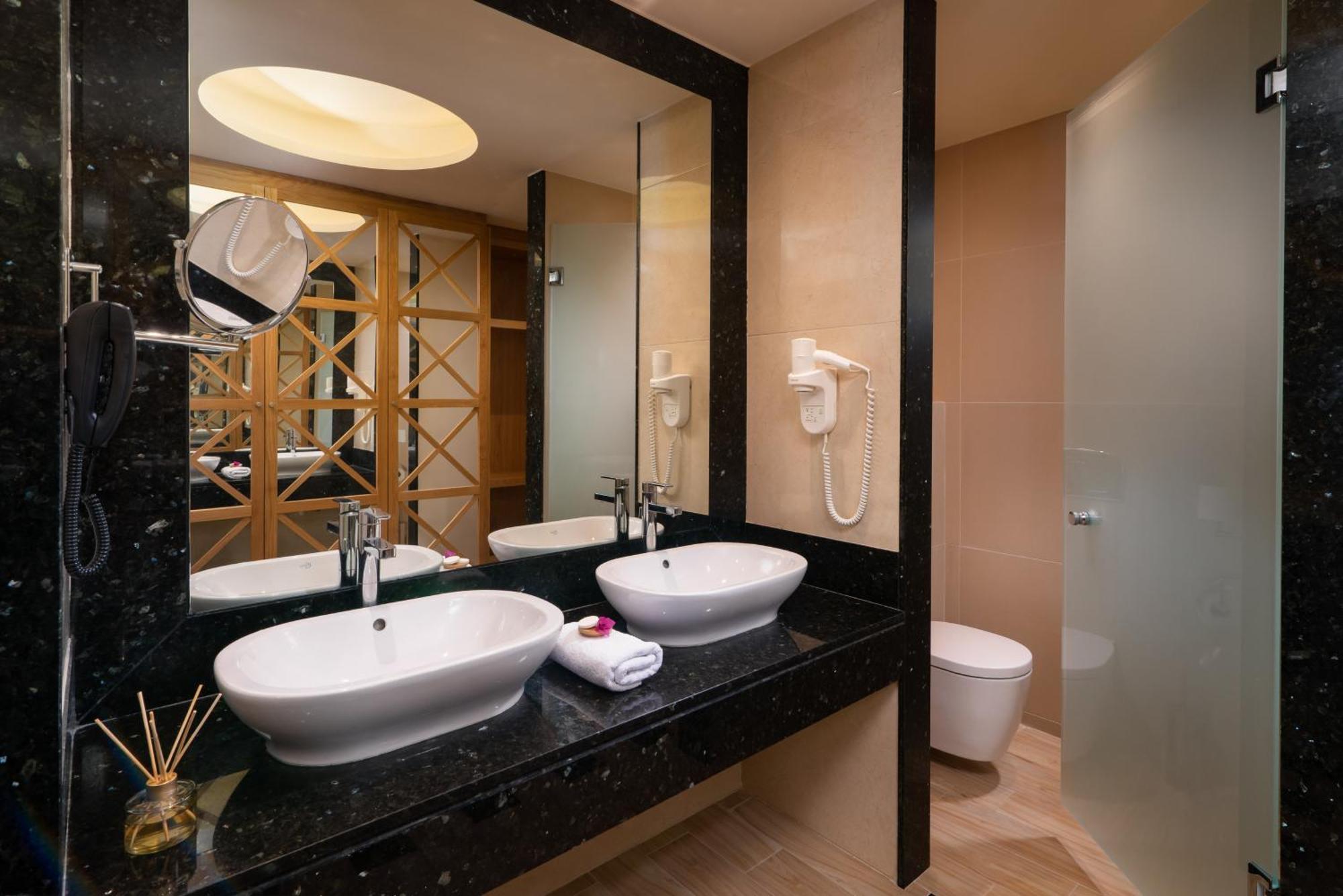 Suite con Vista Mare Panoramica e Piscina Privata