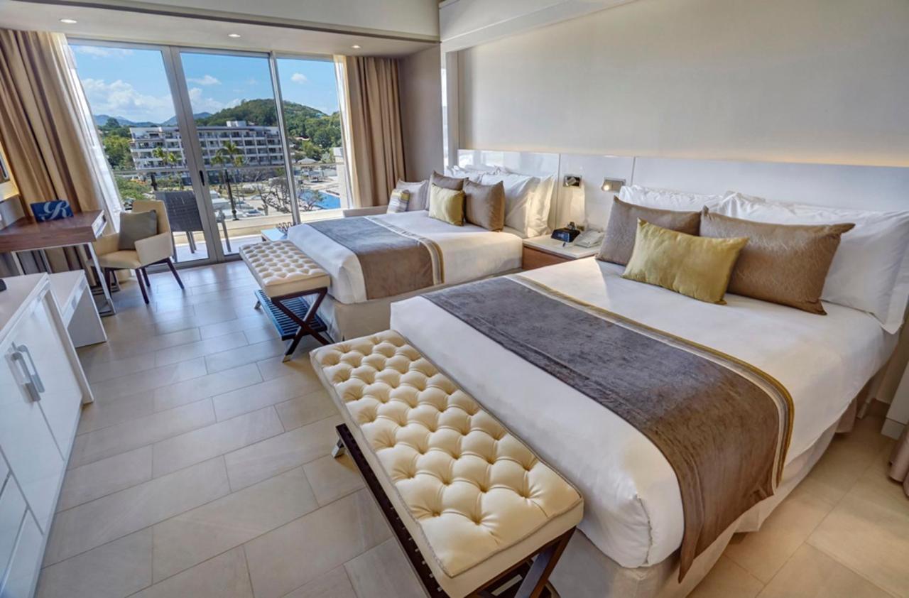 Luxury Junior Suite Ocean View Diamond Club