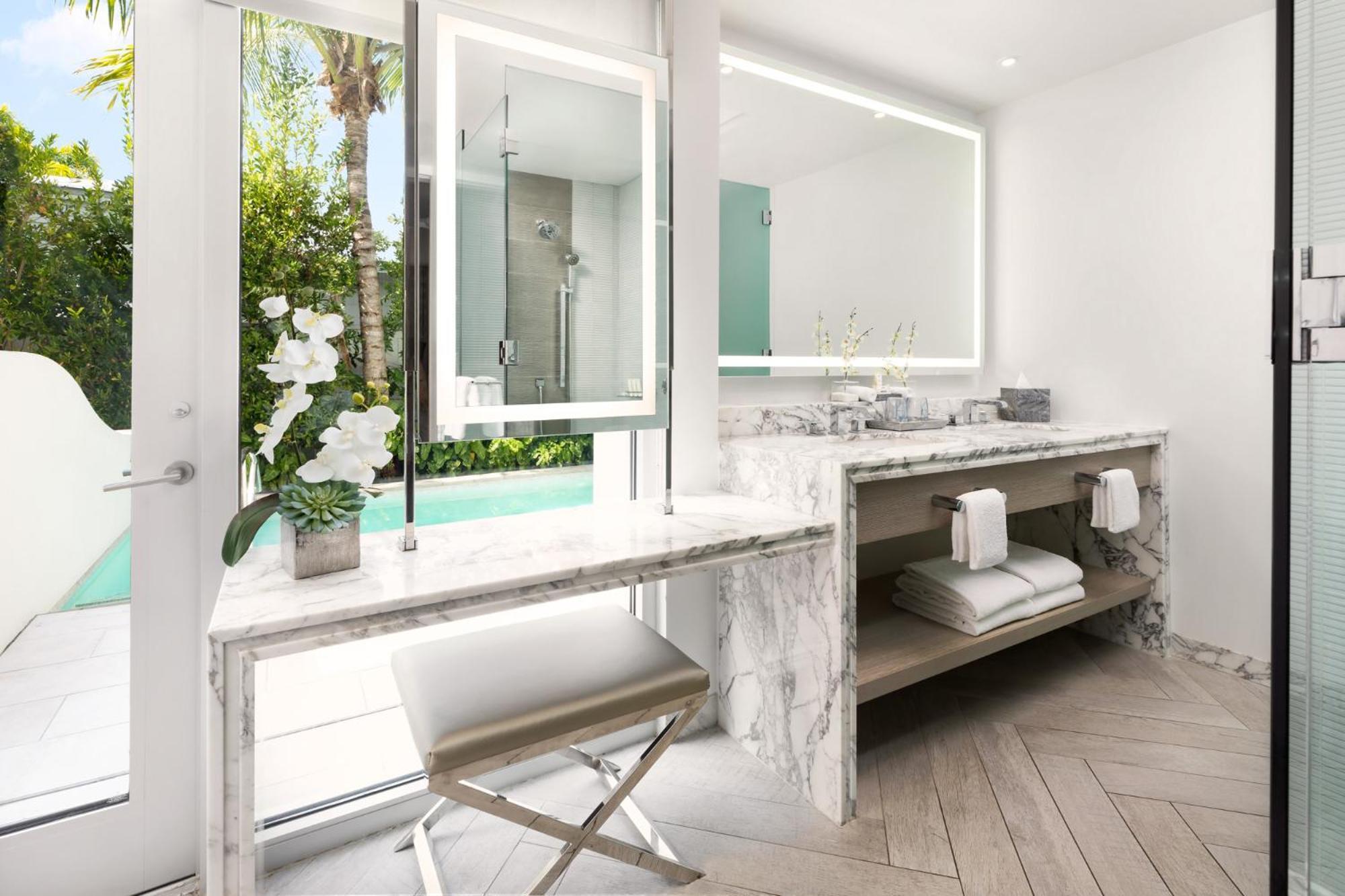 Premiere Suite Personal Plunge Pool