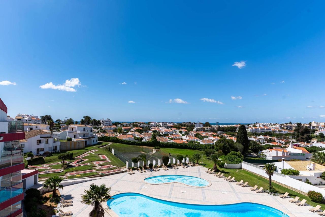 Habitación Doble con vistas a la piscina