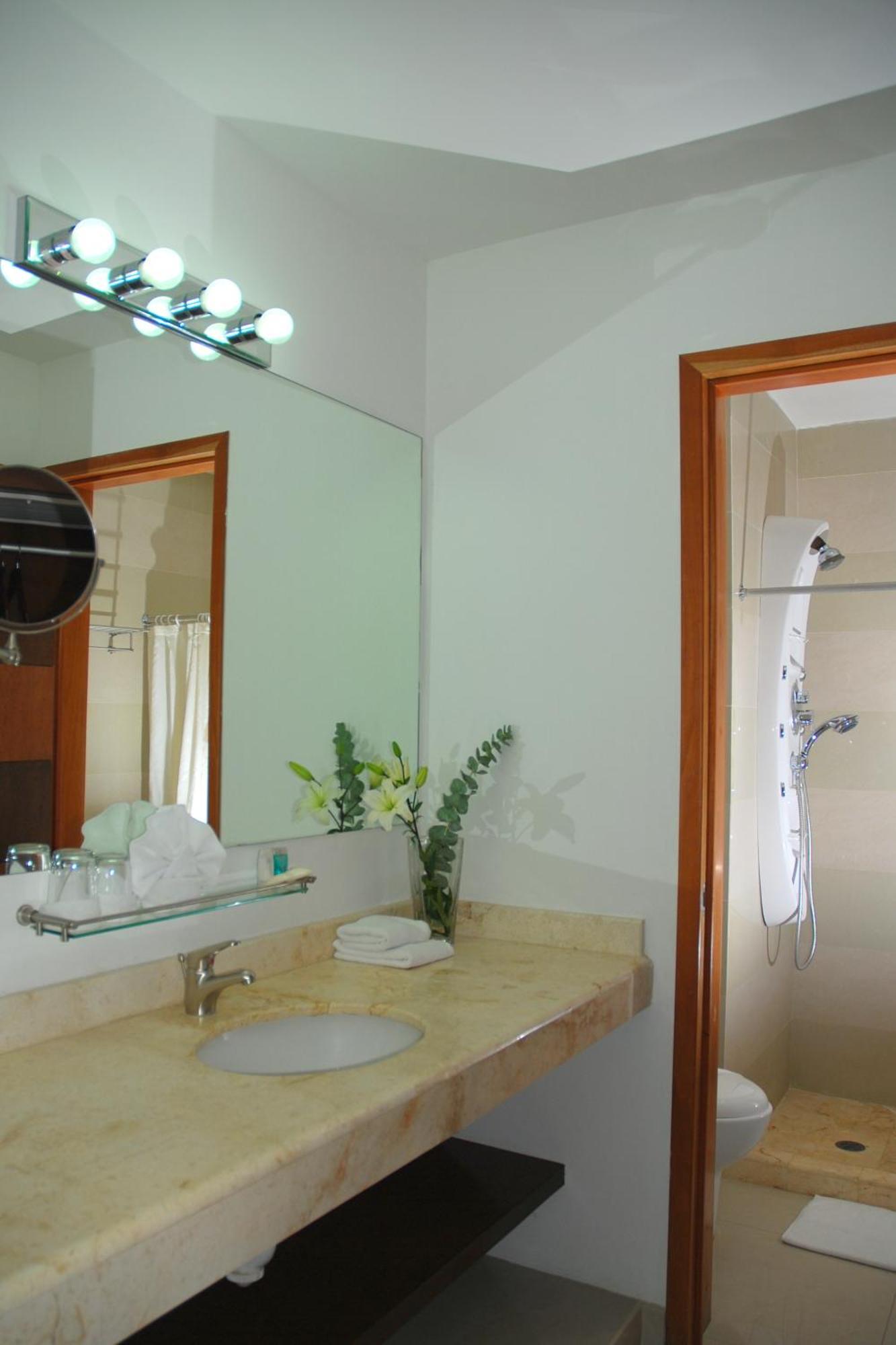 Deluxe Bay view with Double beds