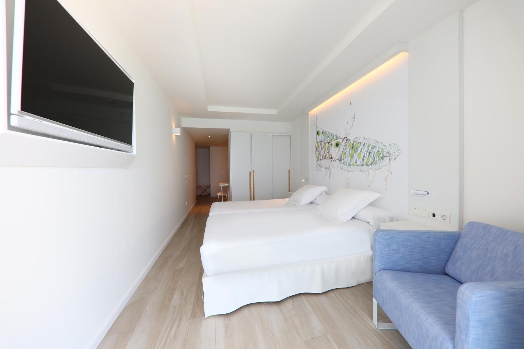 Double Room with Sea View,1272315520:JPEG