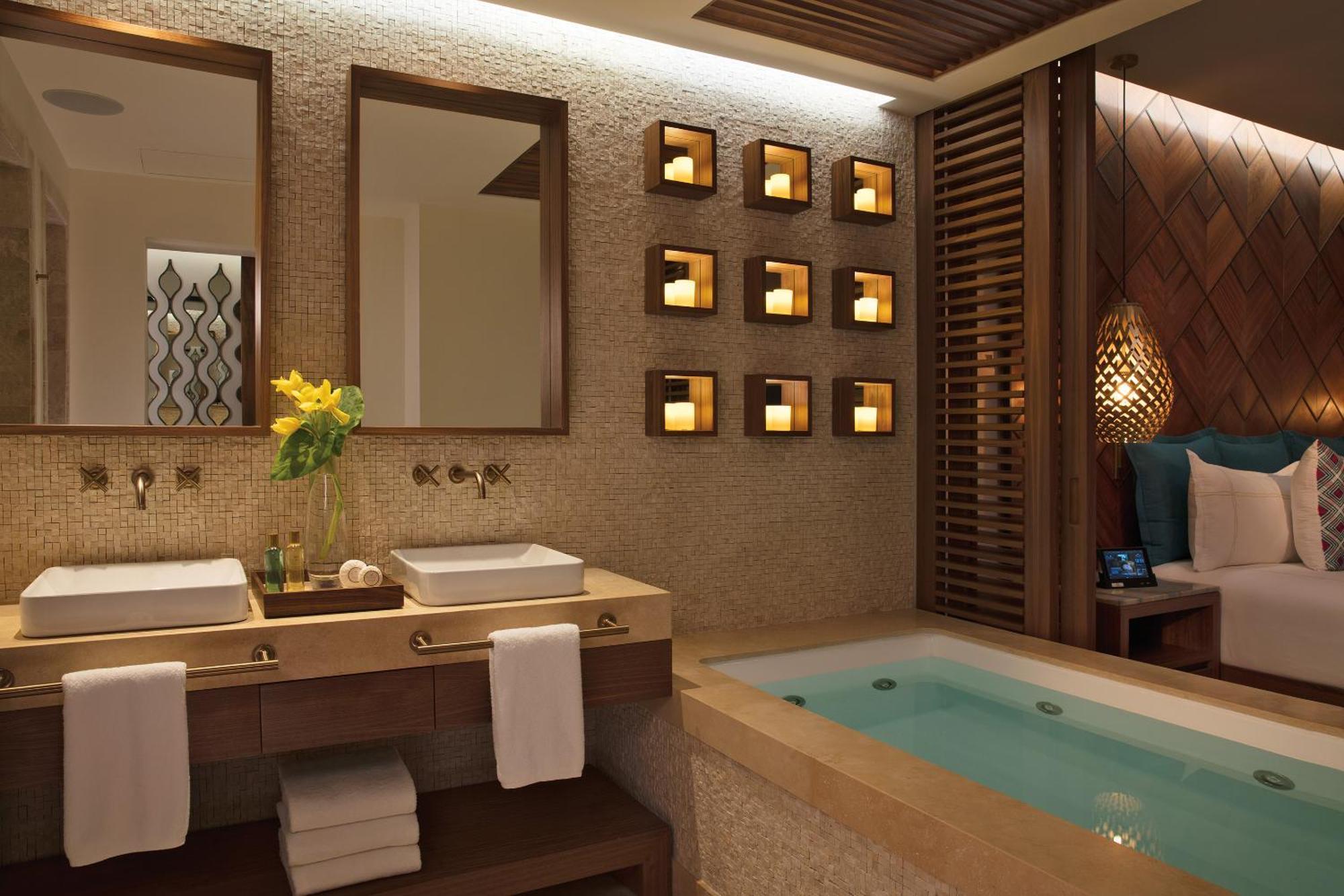 Junior Suite Tropical View Double