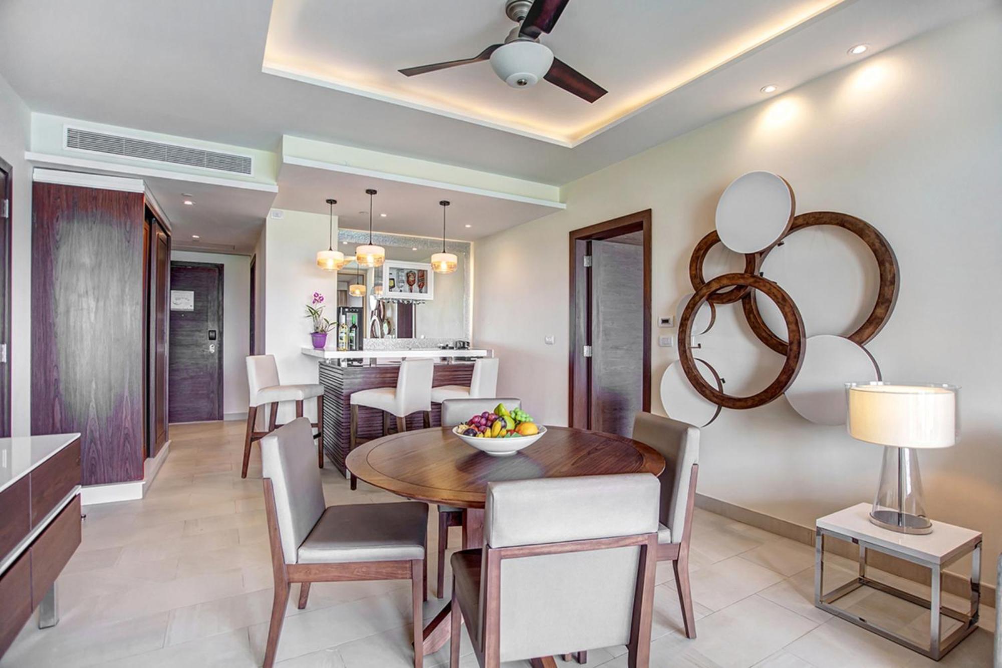 Luxury Presidential One Bedroom Suite Ocean View
