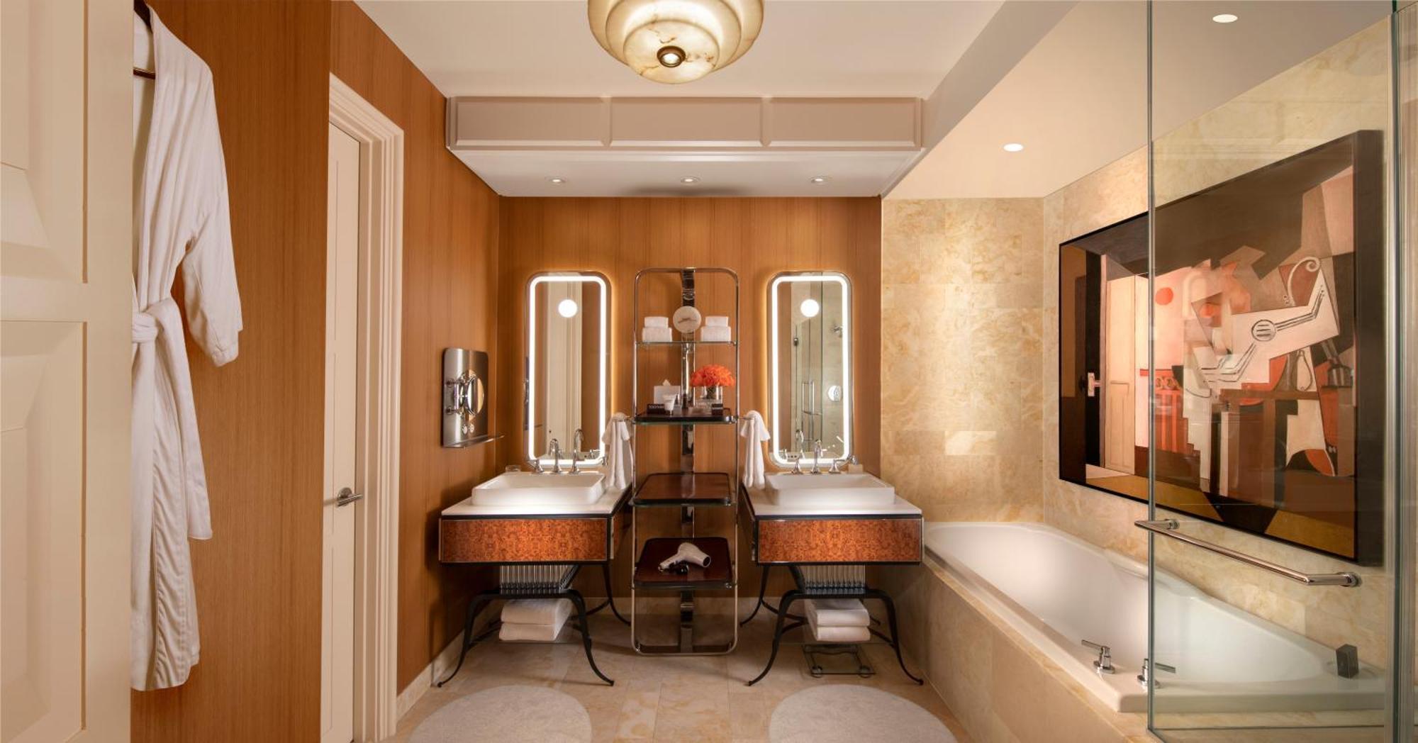 Wynn Panoramic View King Enjoy Daily Brunch Two at the Buffet