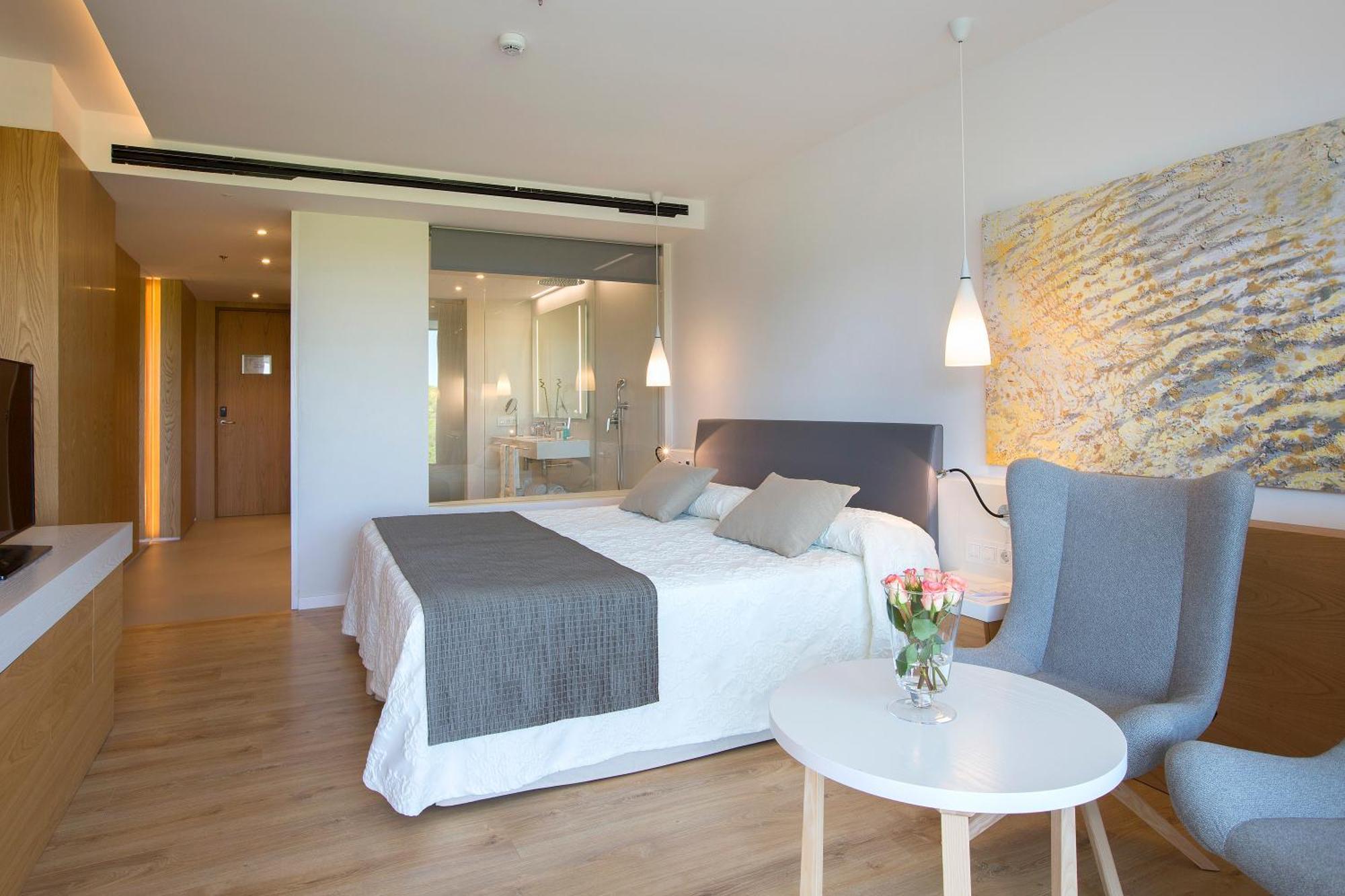Habitación Doble con vistas a la piscina