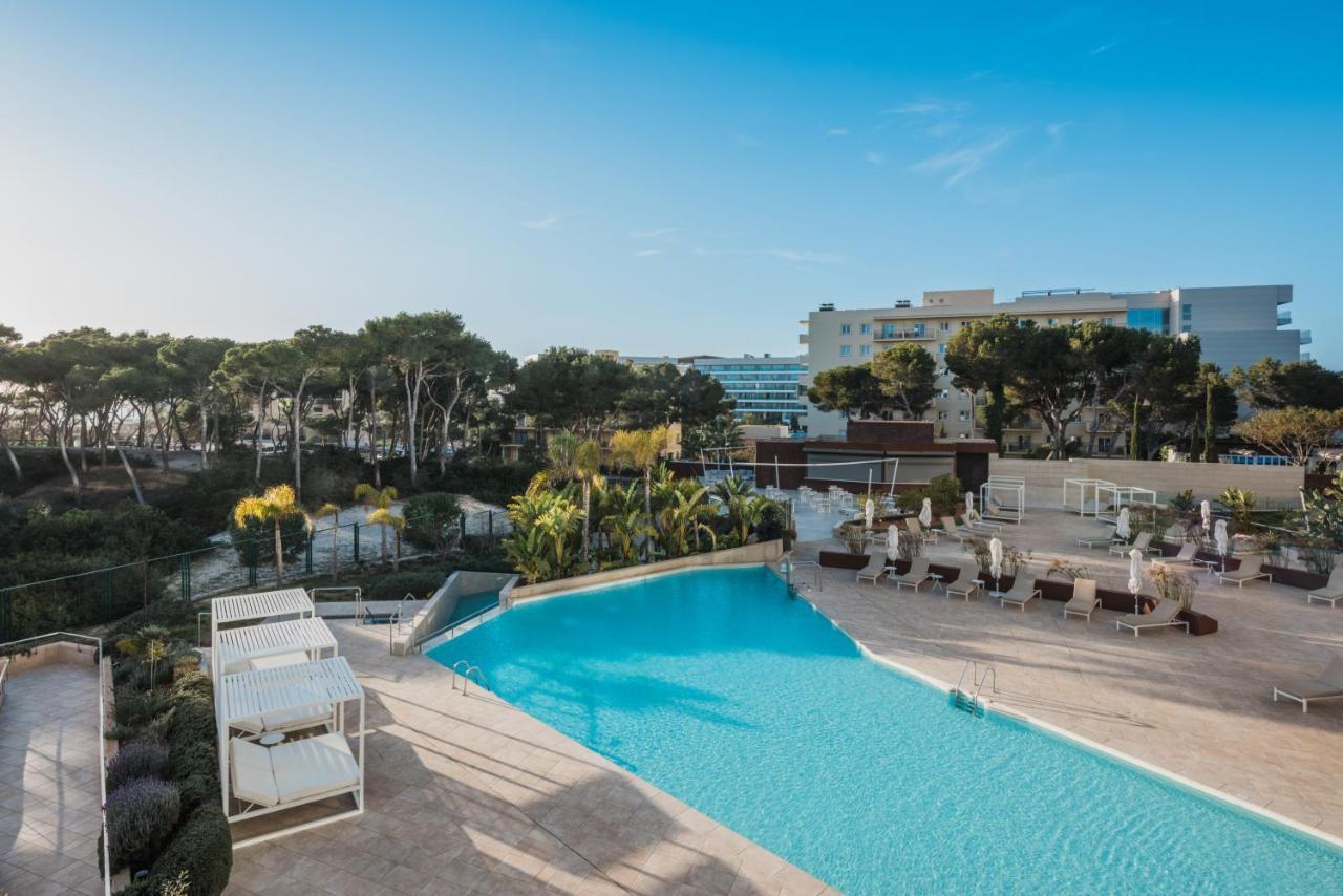 Suite Pool View