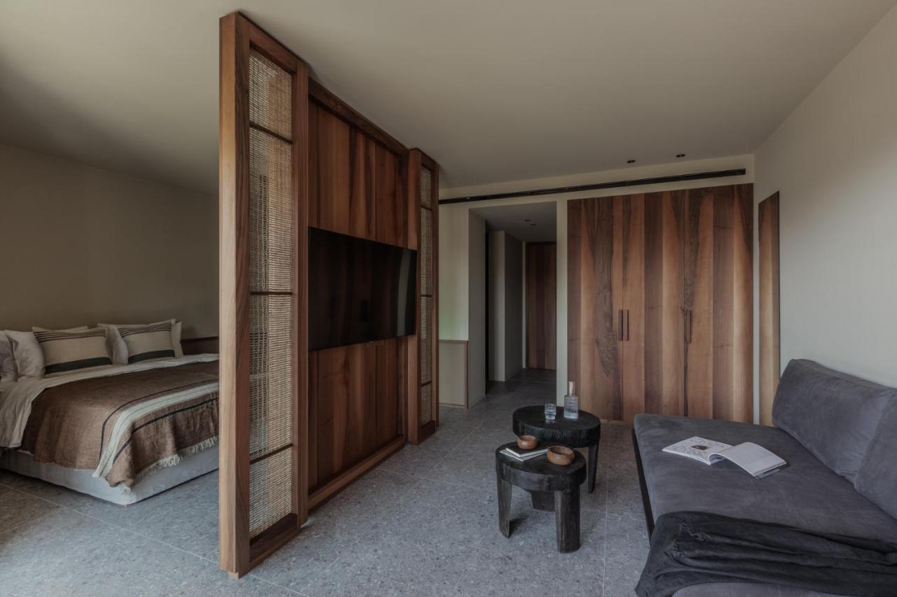 Suite with Garden View