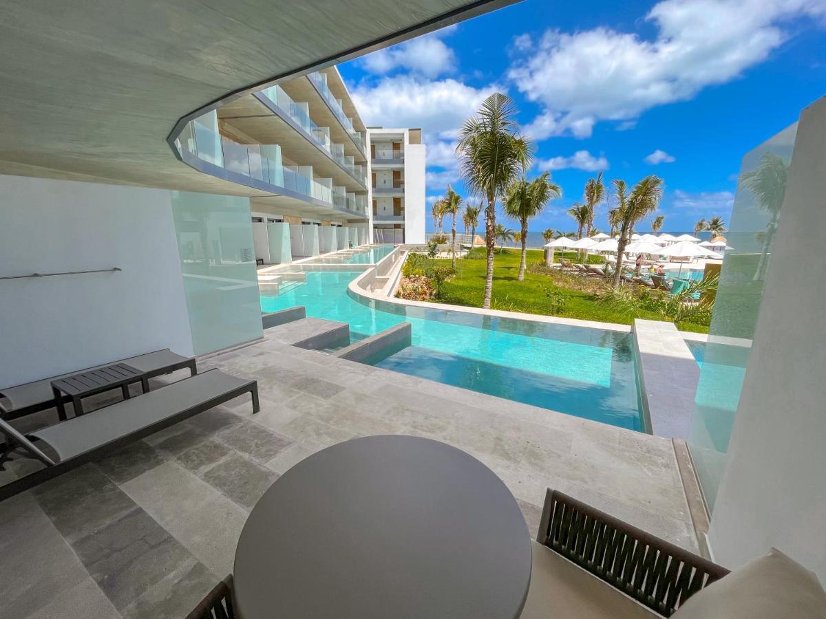 Serenity Club Swim Out Partial Ocean View 2 Queen Beds Junior Suite