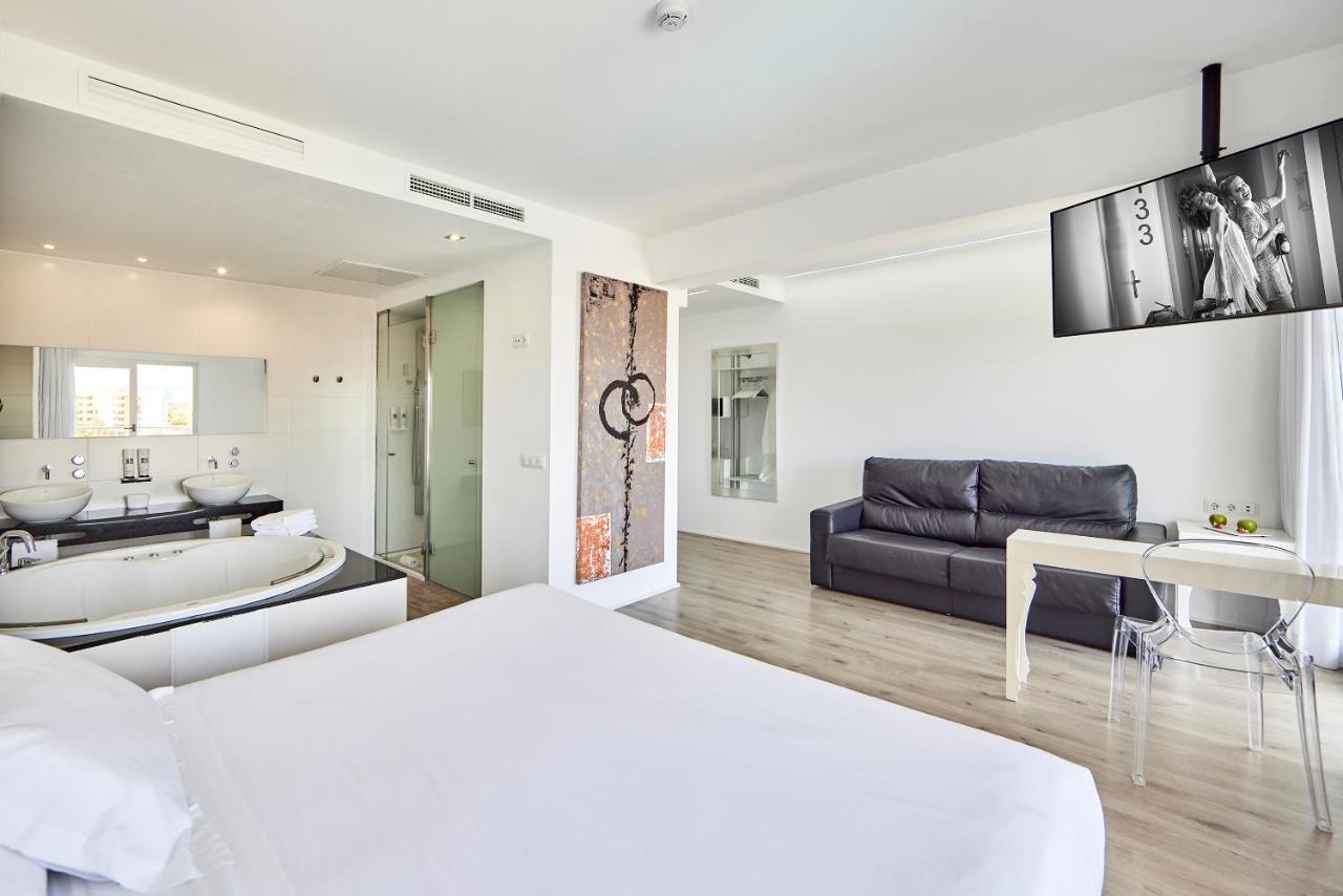 Dluxe Junior Suite with Jacuzzi,1397420318:JPEG