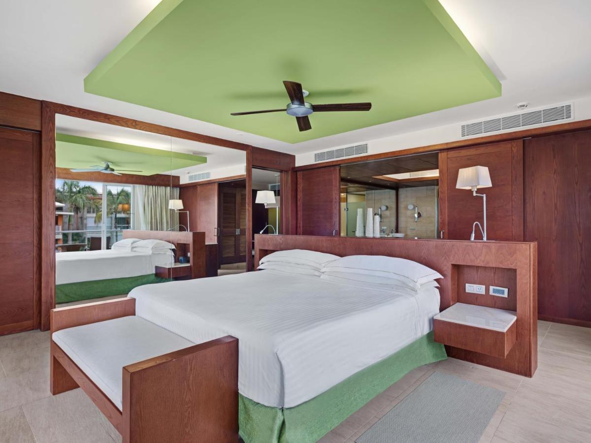 Panoramic Suite Ocean Front Premium Level