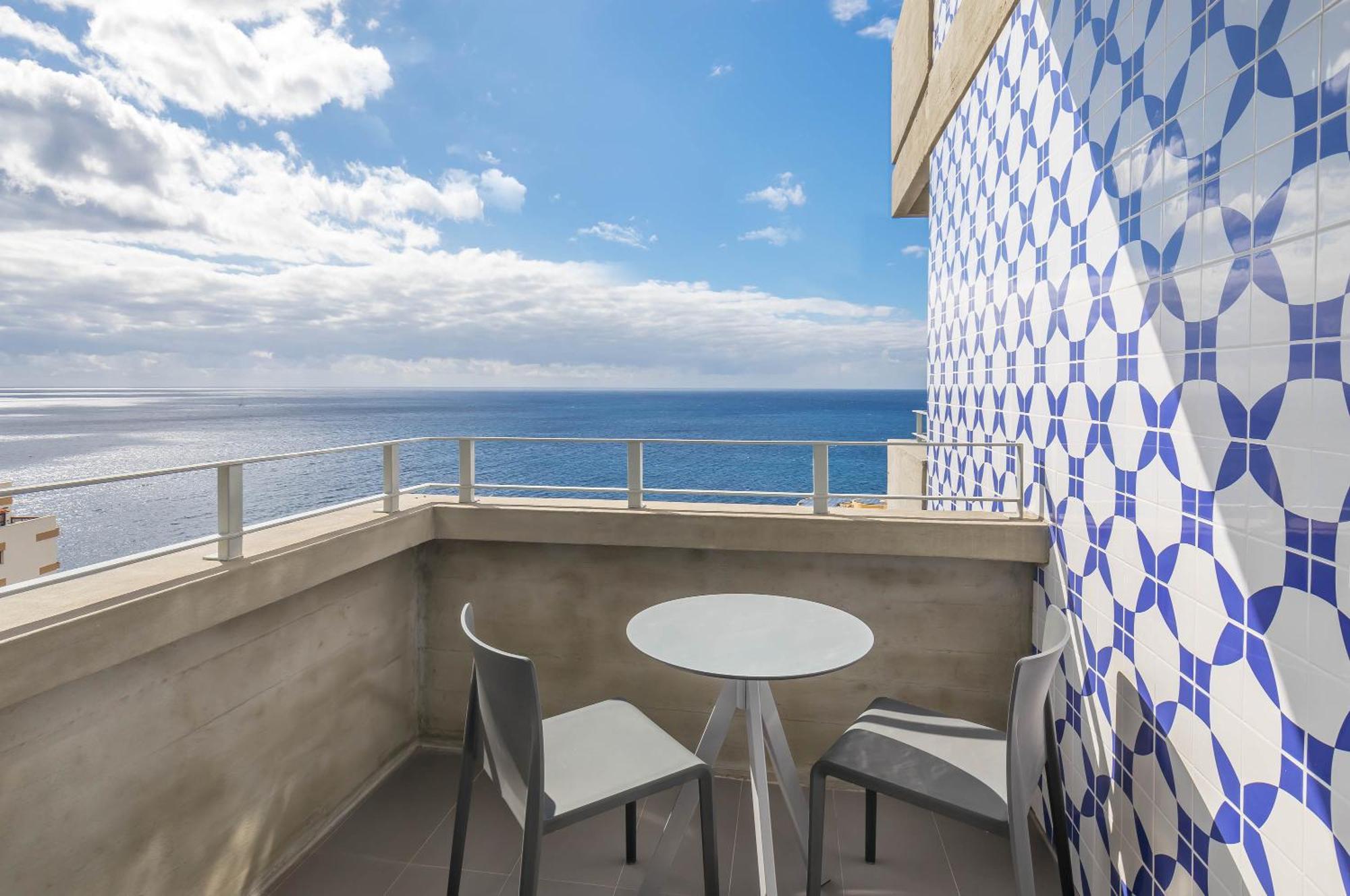 Double Room Front Sea View
