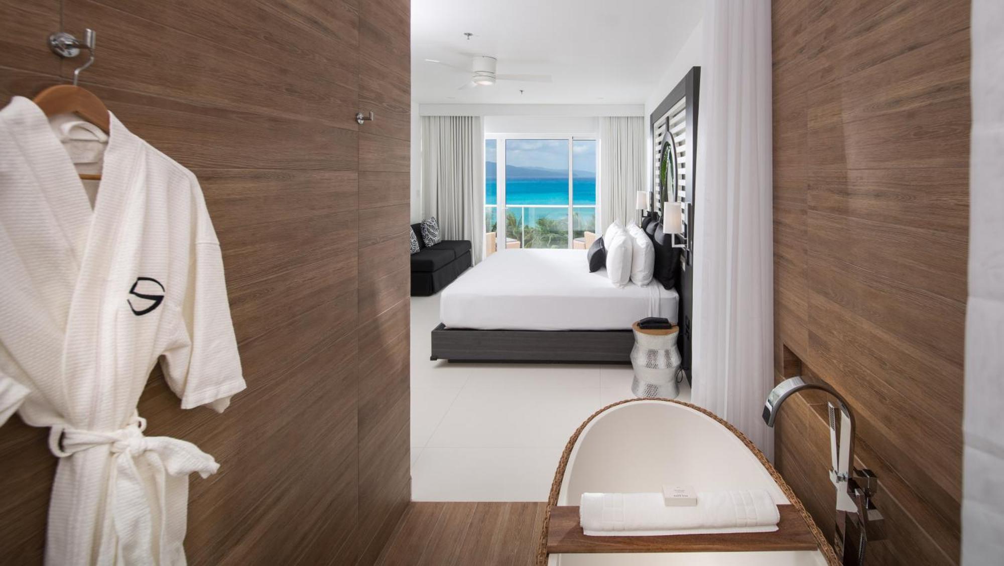 Junior Suite Ocean View Cabana