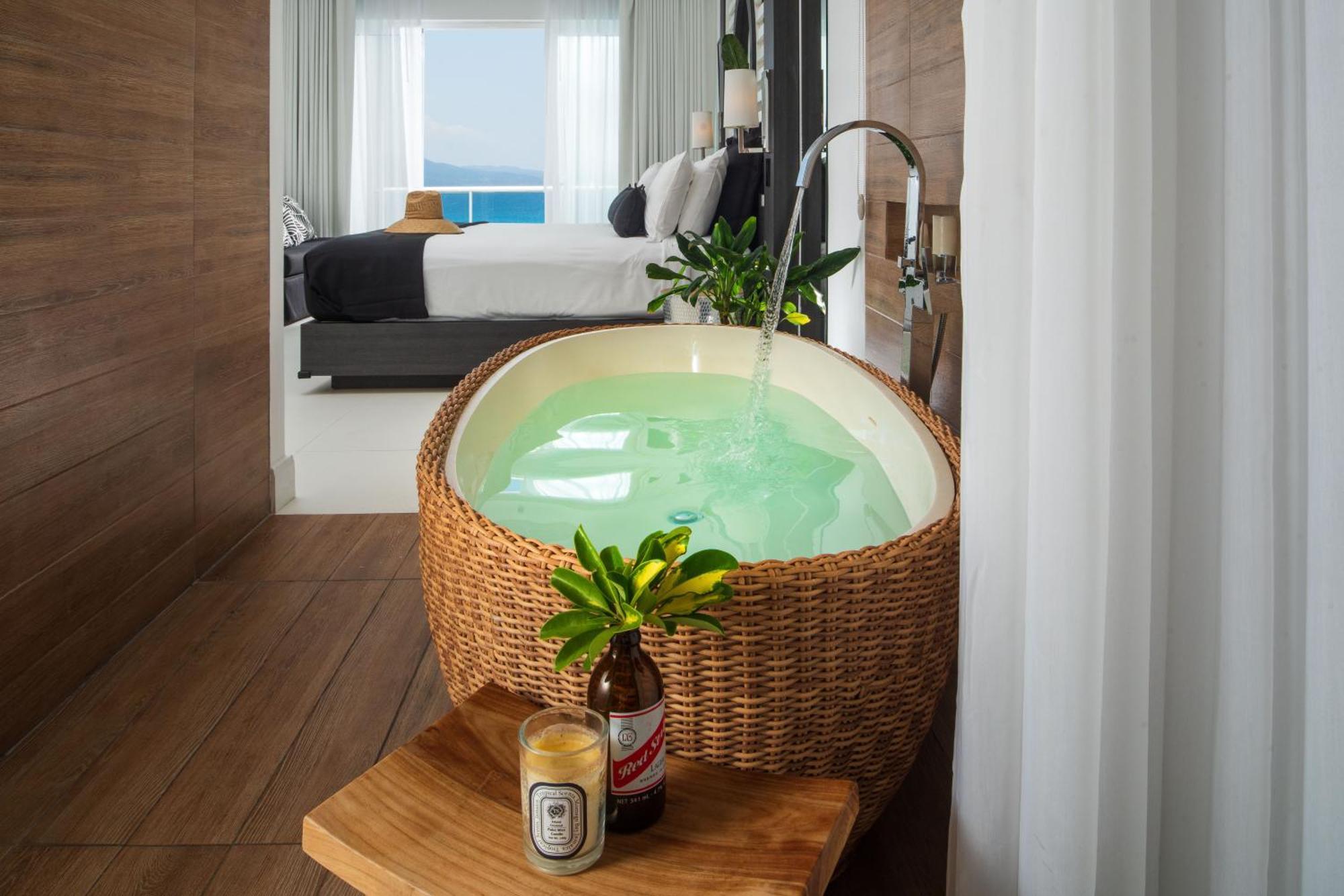 Sky Suite King Ocean View