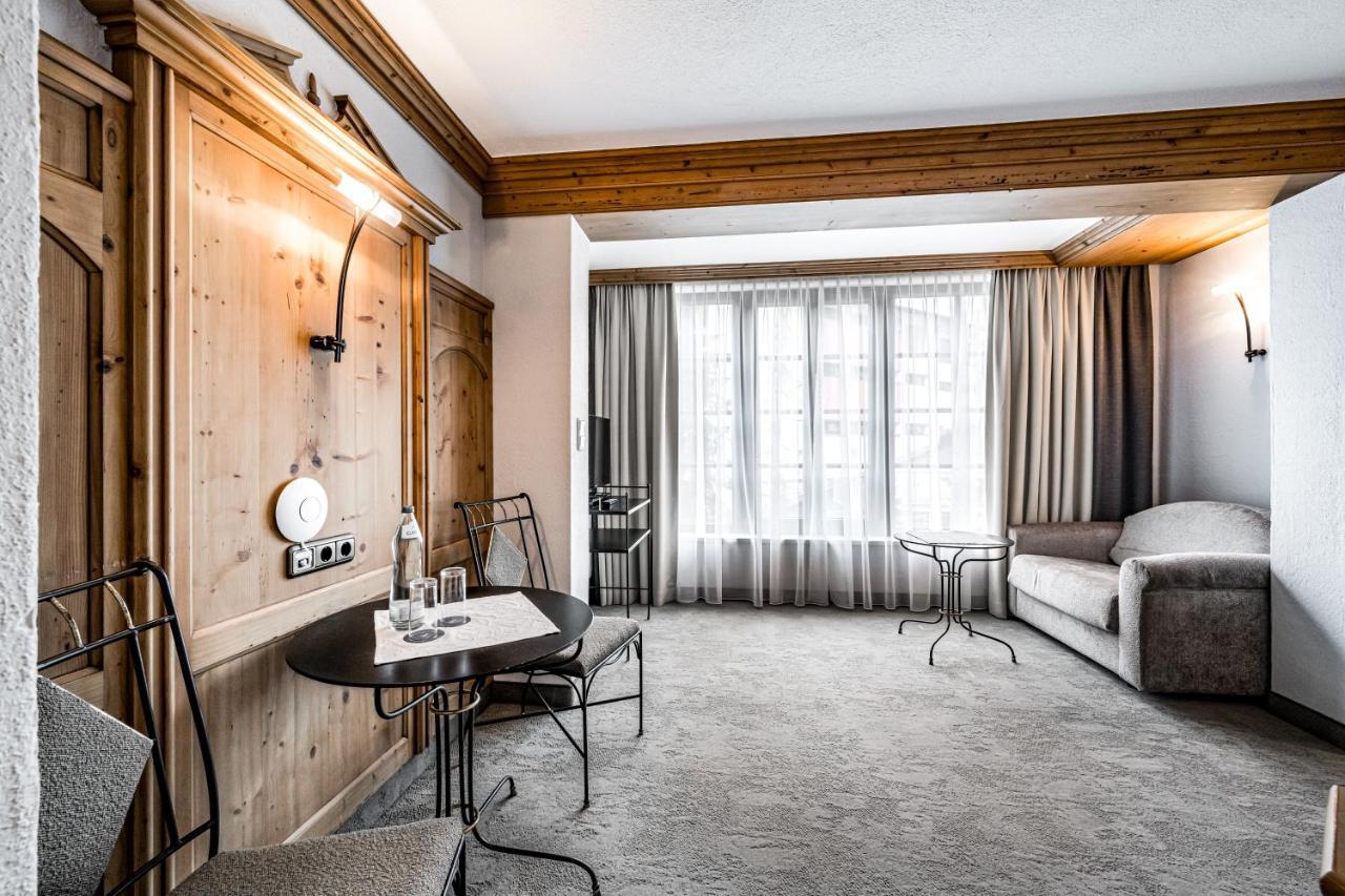 Classic Double Room,1499145280:JPEG