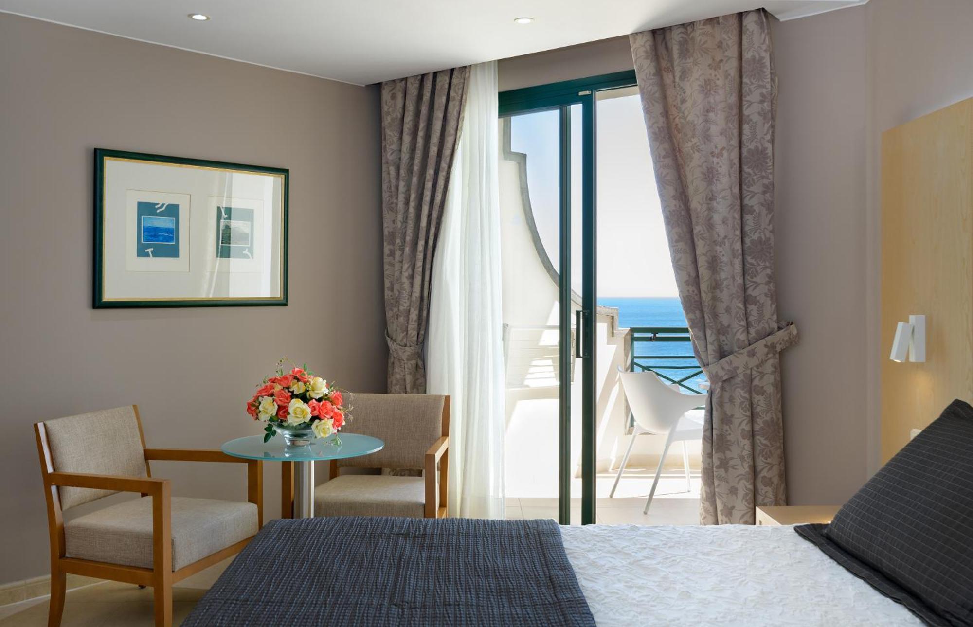 Double Room,1549697497:JPEG