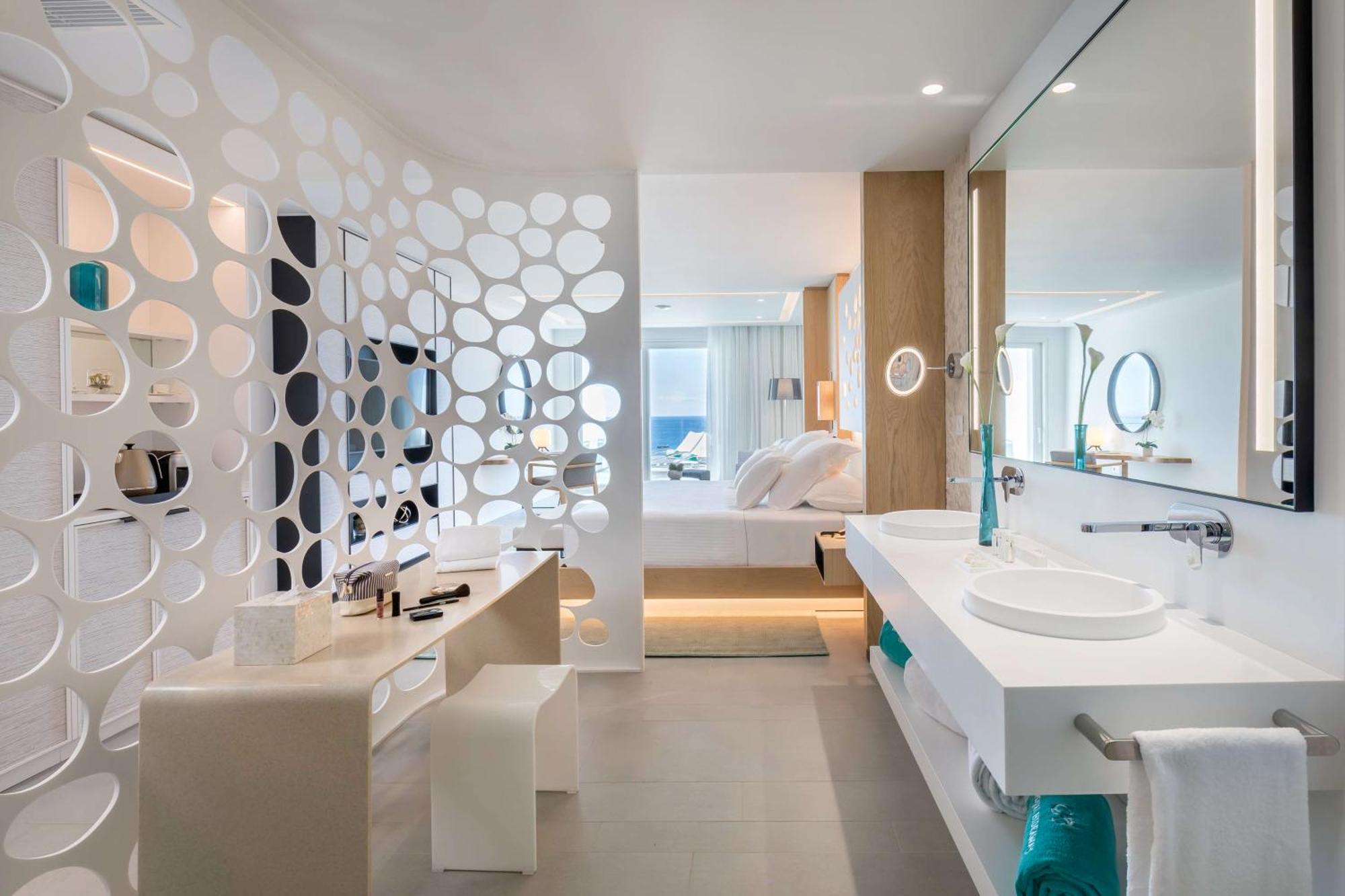 Suite Junior sea view hot tub