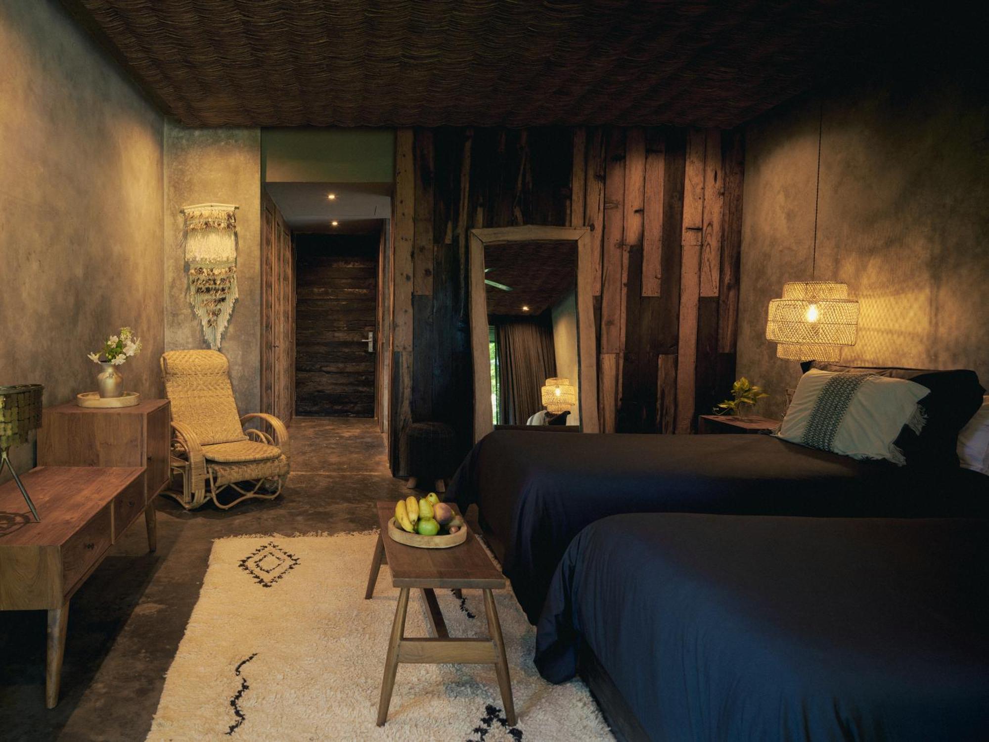 Palm Suite