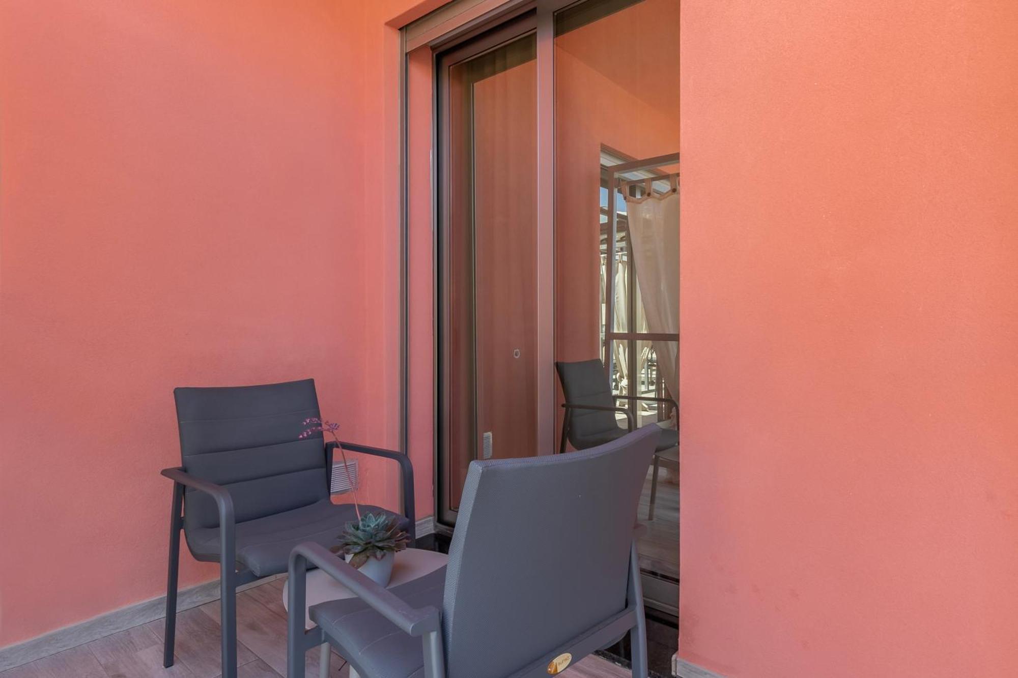 Standard Double or Twin Room Guesthouse