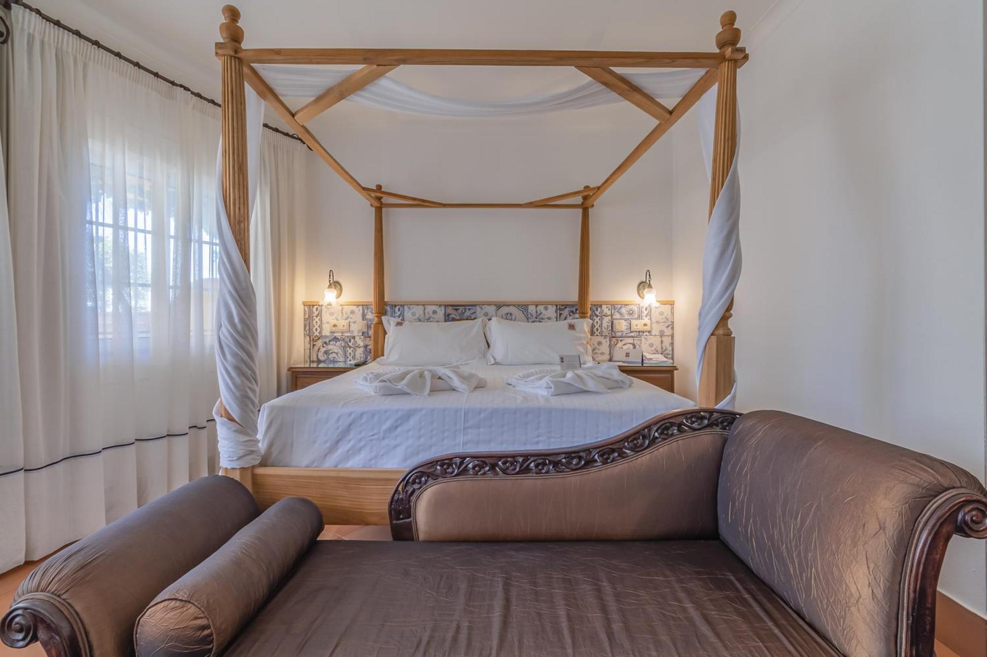 Romantic Junior Suite Main House