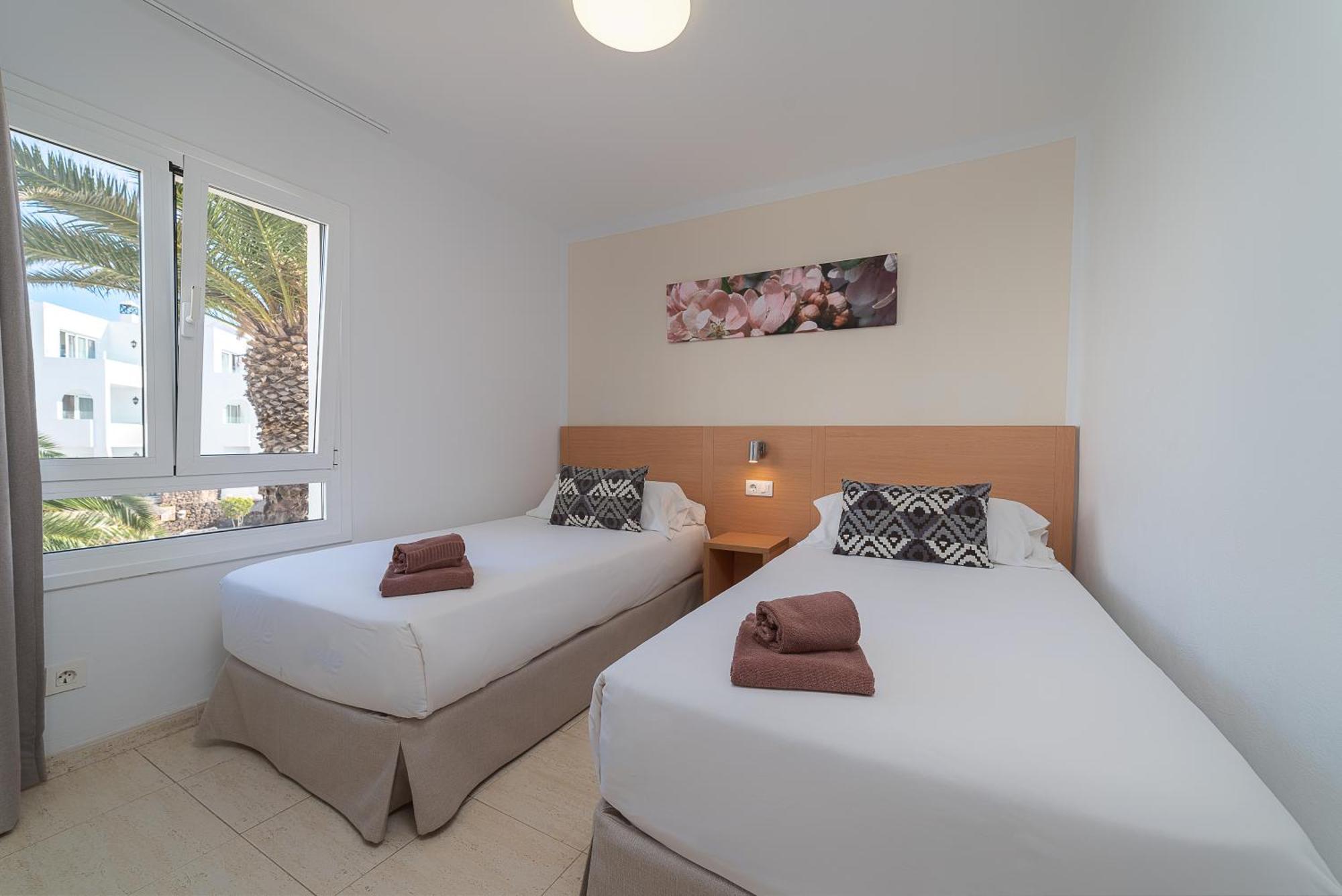 Two-Bedroom Apartment (4 Adults),1537303501:JPEG