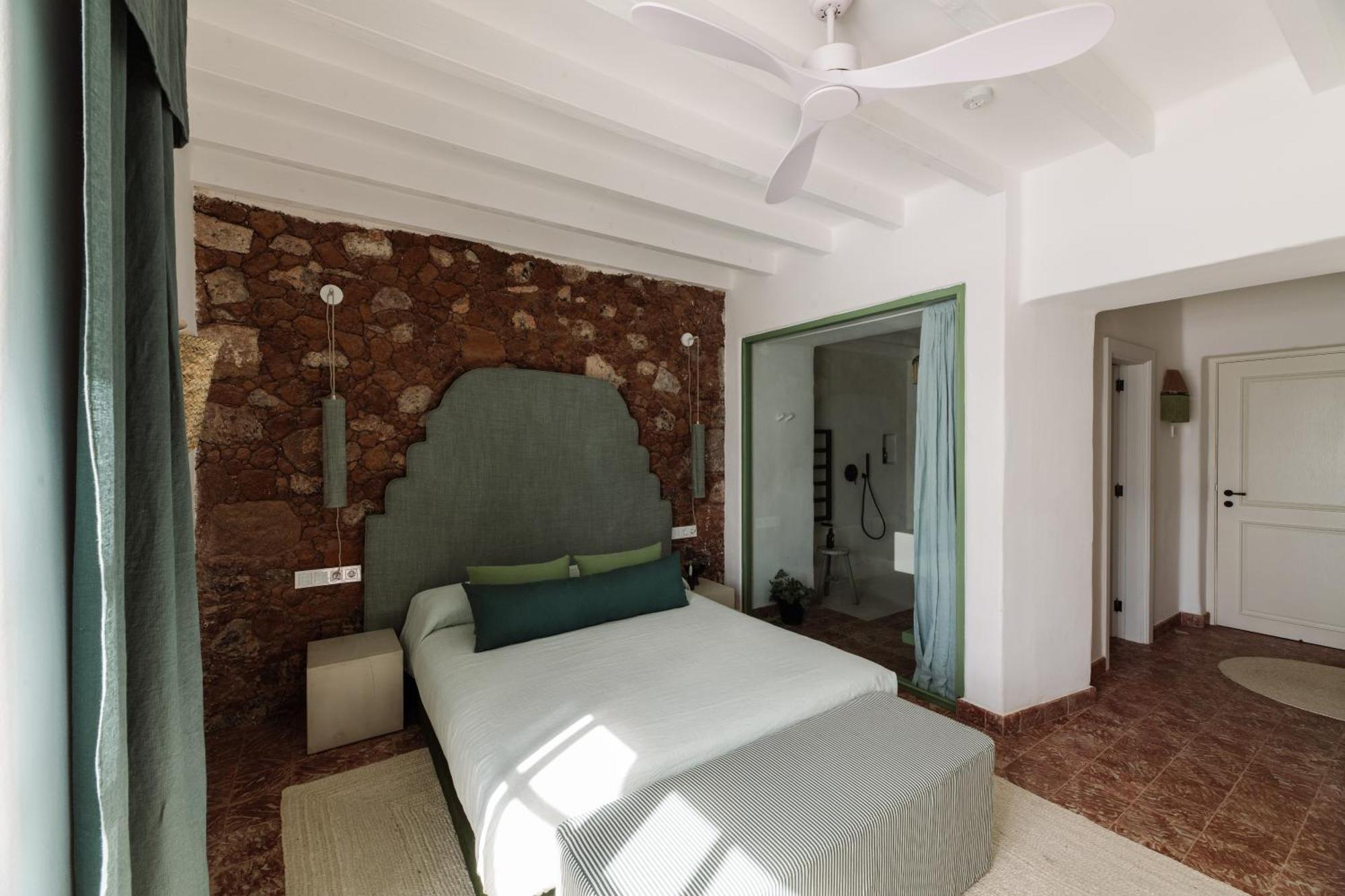 Habitación Doble Deluxe con balcón y vistas al mar