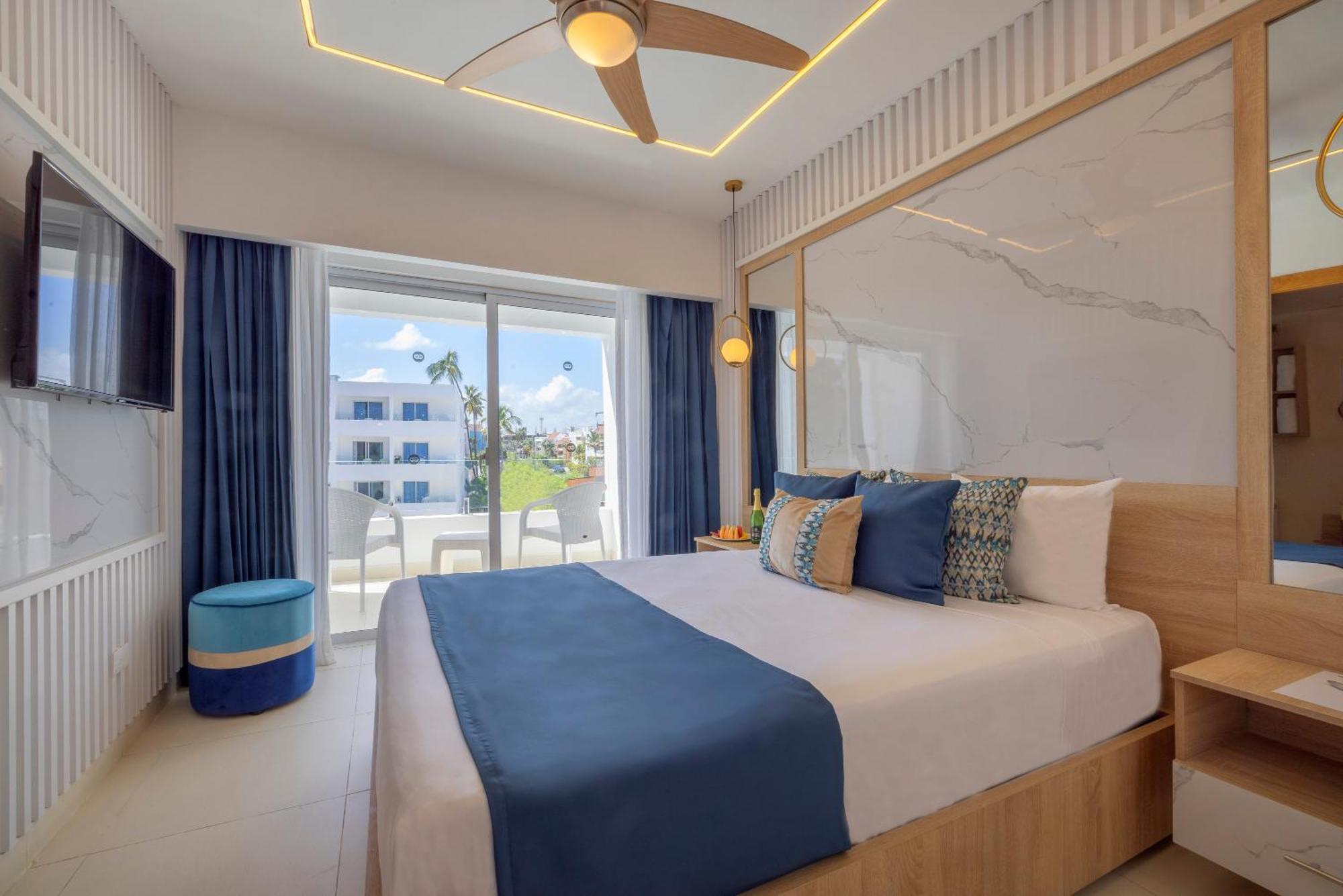 Double Room,1542053884:JPEG