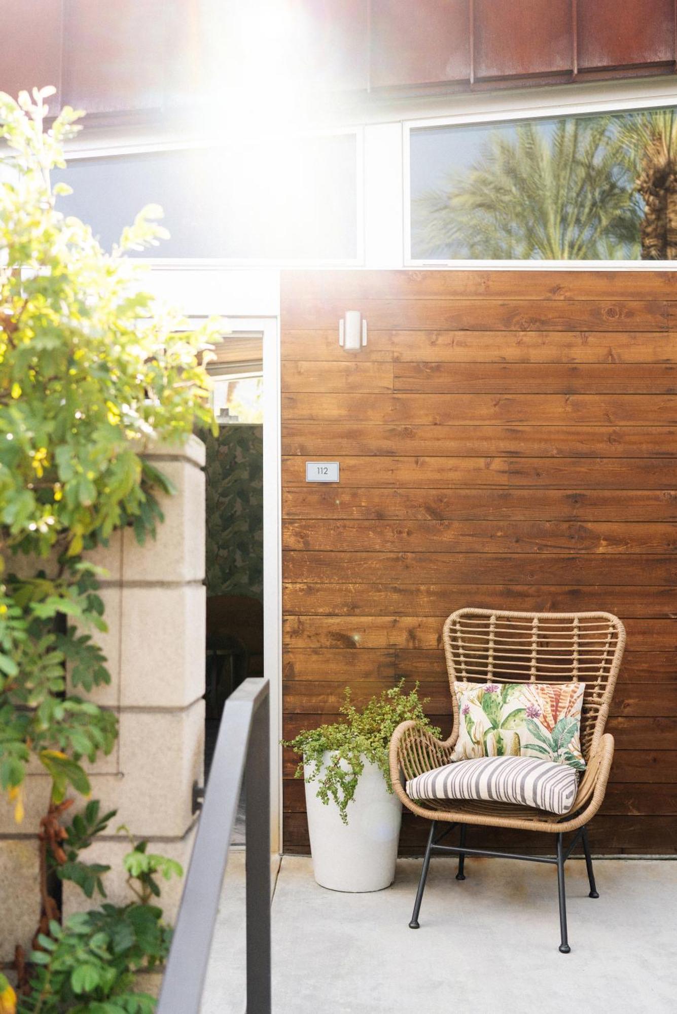 Studio with Terrace