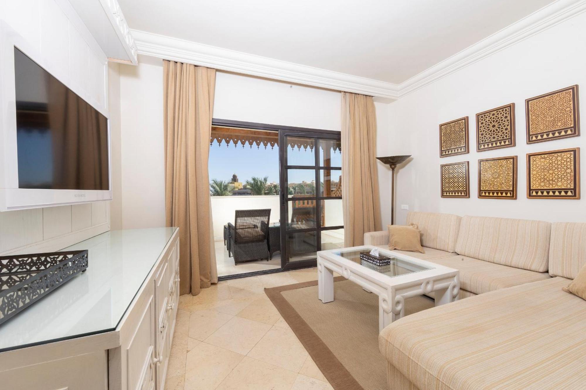 Junior Suite,1756579978:JPEG