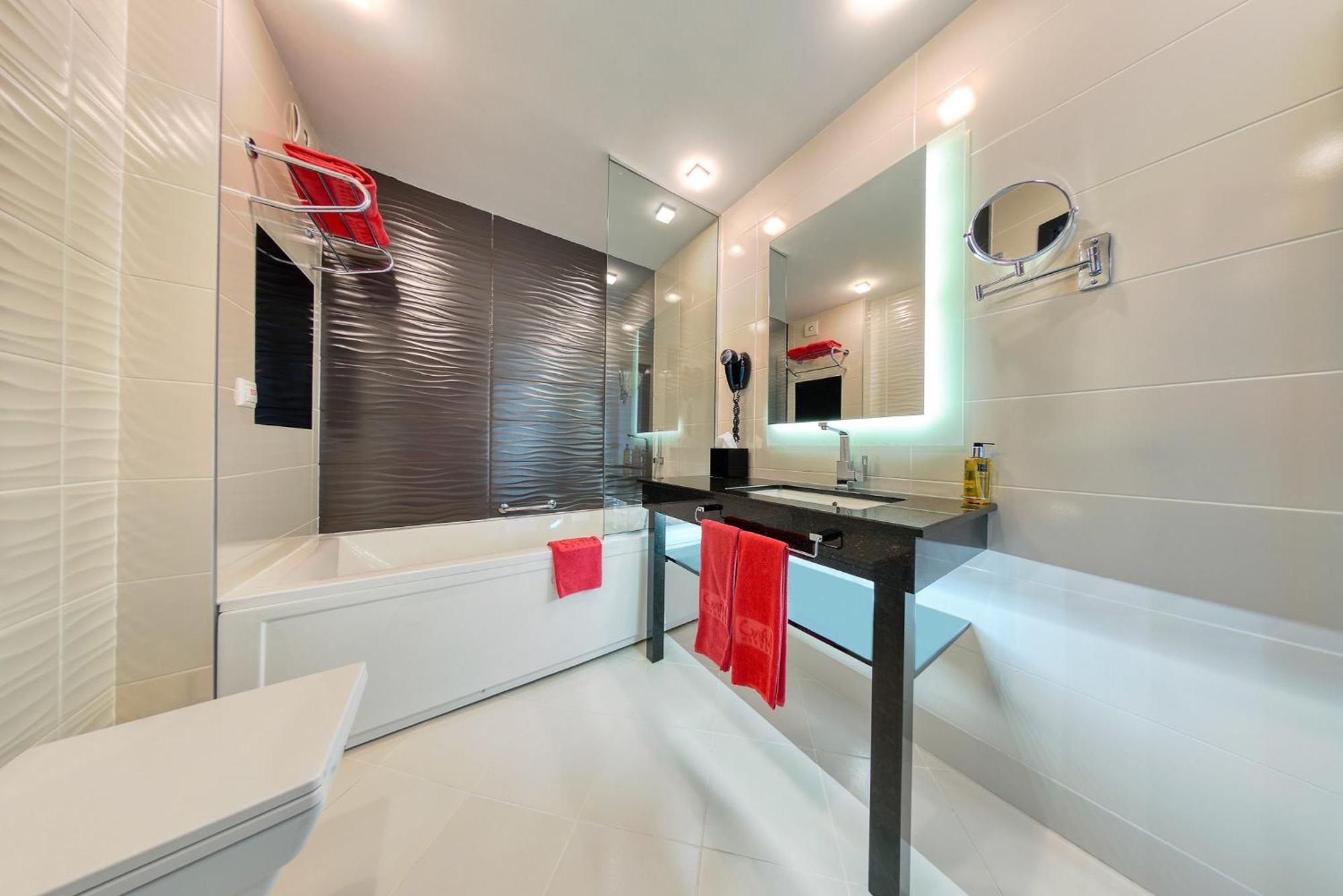 Single Room Partial Sea View– Premium A la cart & Exclusive Adults only Beach Access