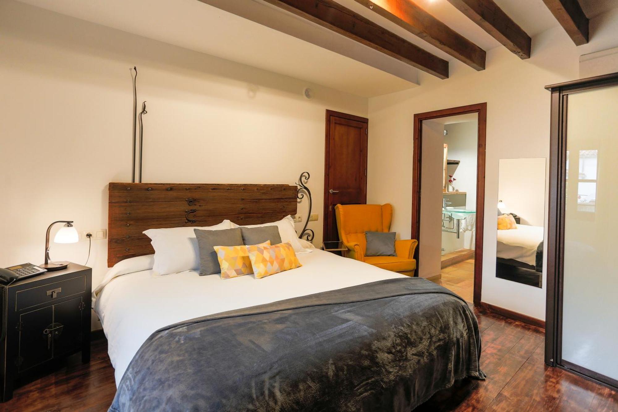 Small Double Room