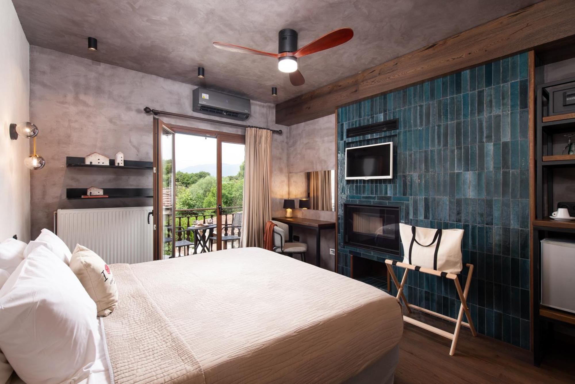 The Sauna Suite with Fireplace & Steam Shower