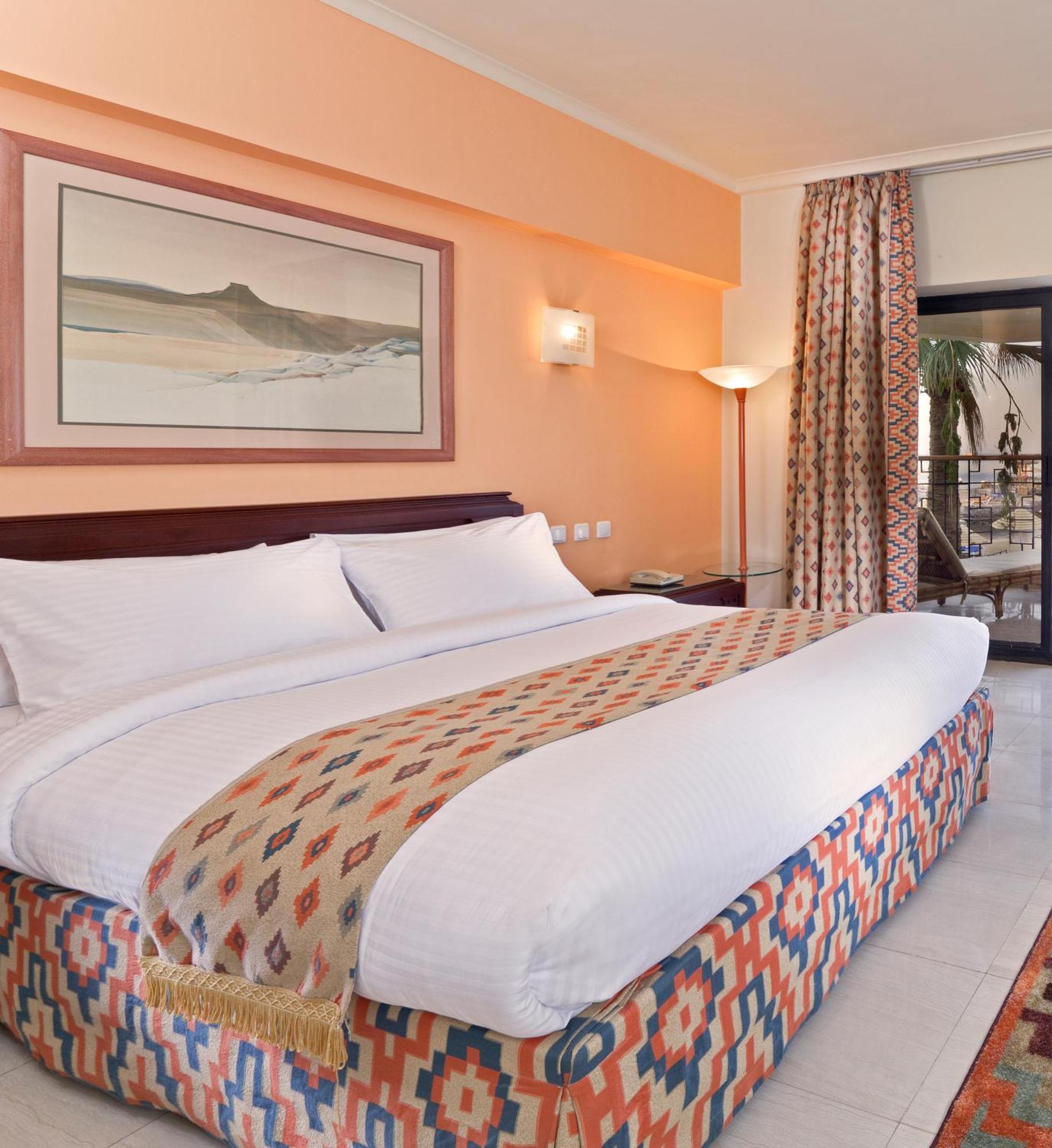Deluxe Room Sea View Egyptian Residents only