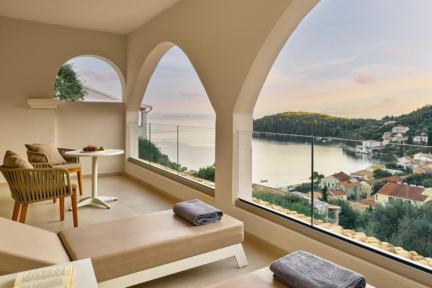 Grand Terrace Luxuriöses Doppelzimmer mit Meerblick