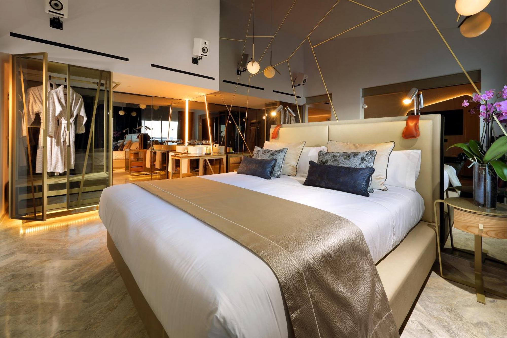 Suite con vistas al escenario y entrada al club Ushuaia