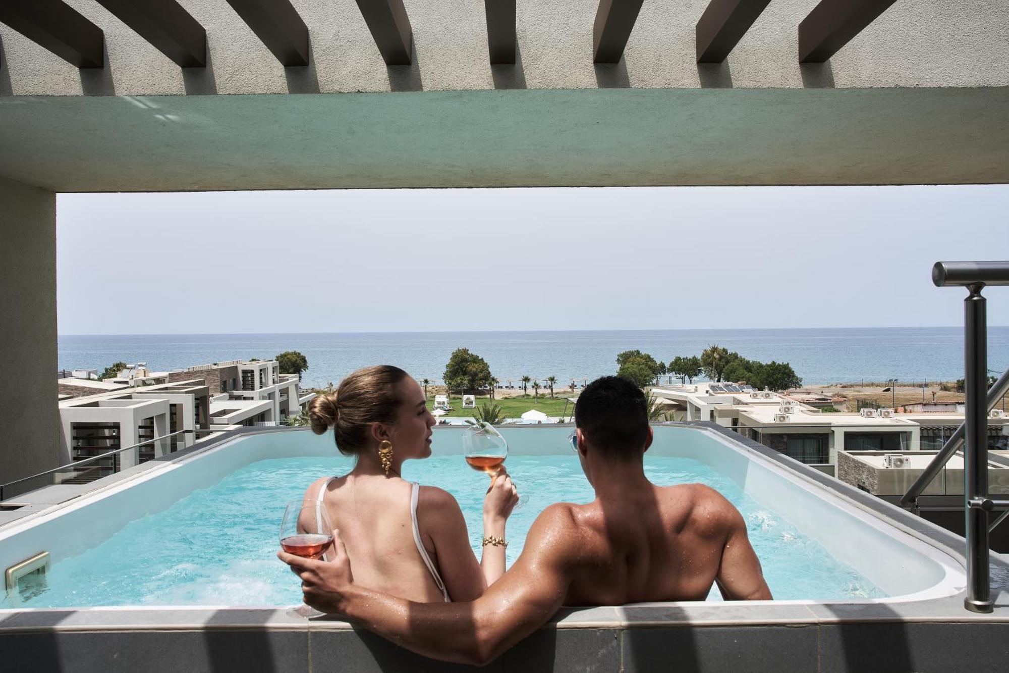 Executive Suite Private Pool Sea View