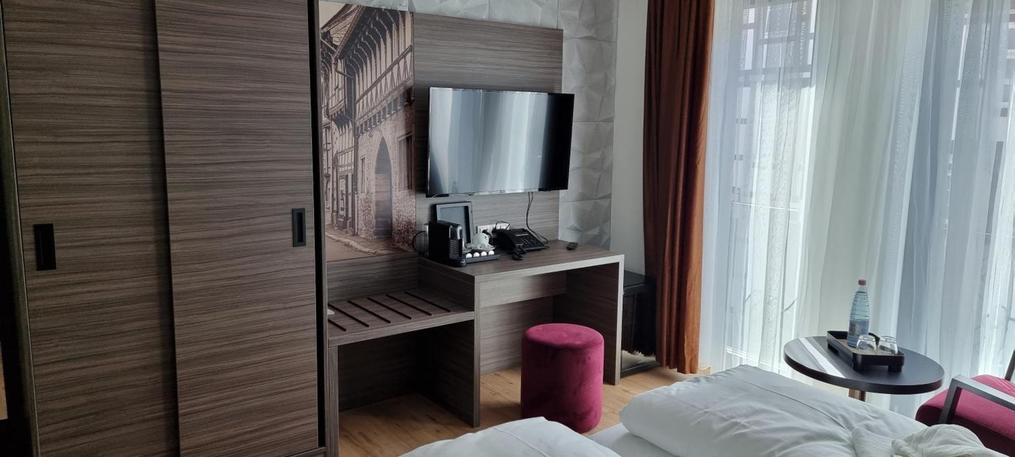 Doppelzimmer mit Balkon