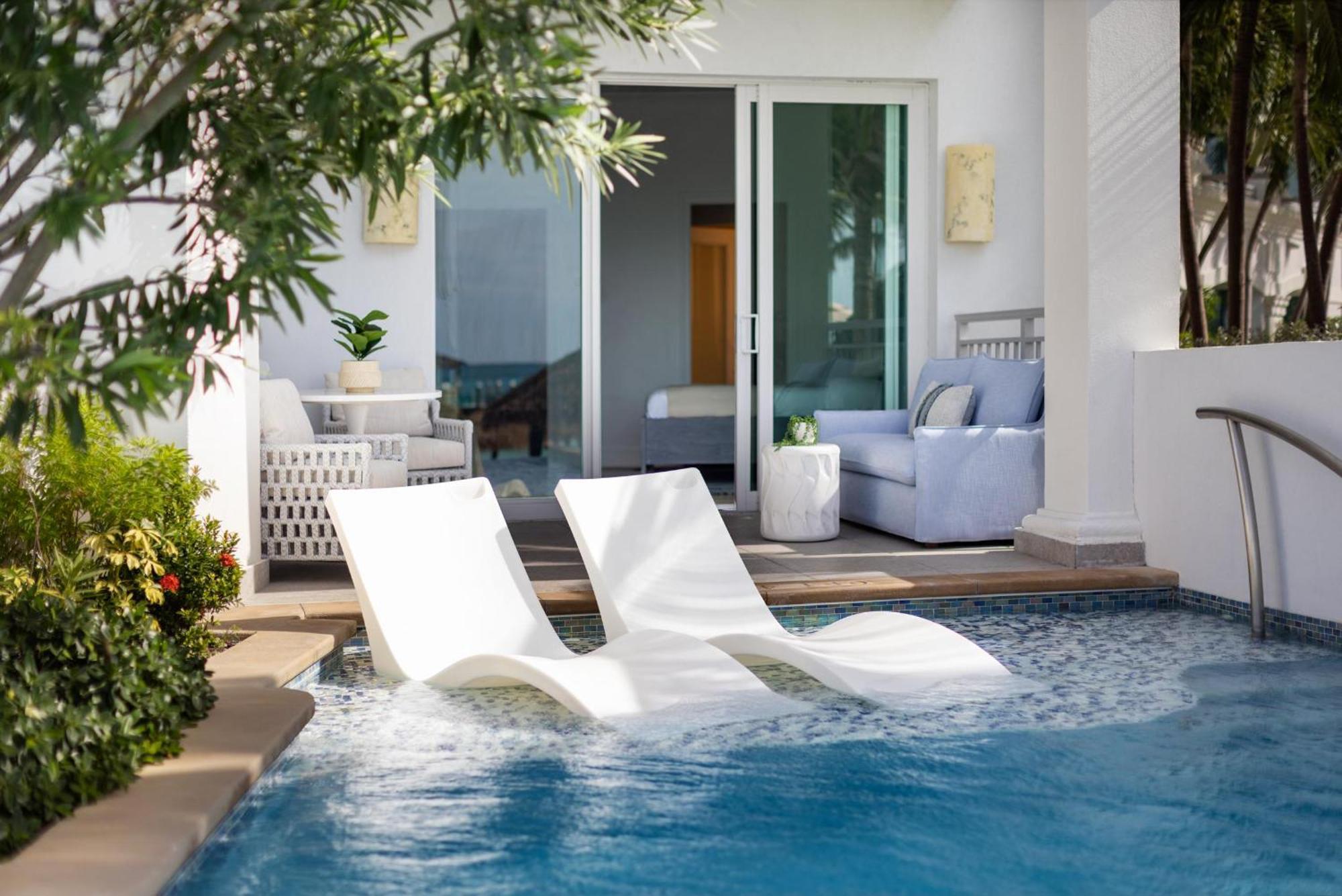 East Bay Beachfront Swim-up Butler Suite Patio Tranquility Soaking Tub