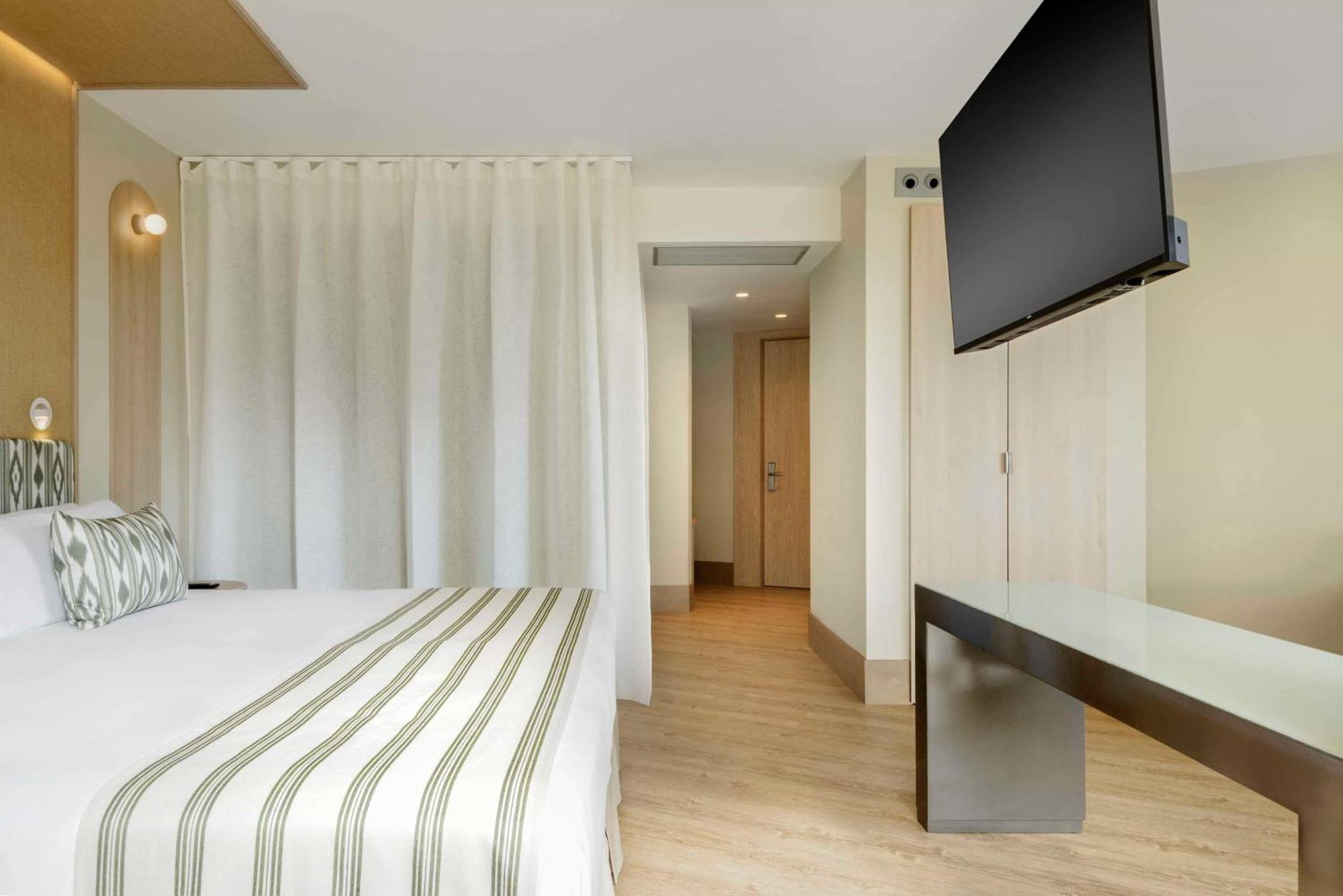 Junior Suite Sea View,1654247724:JPEG