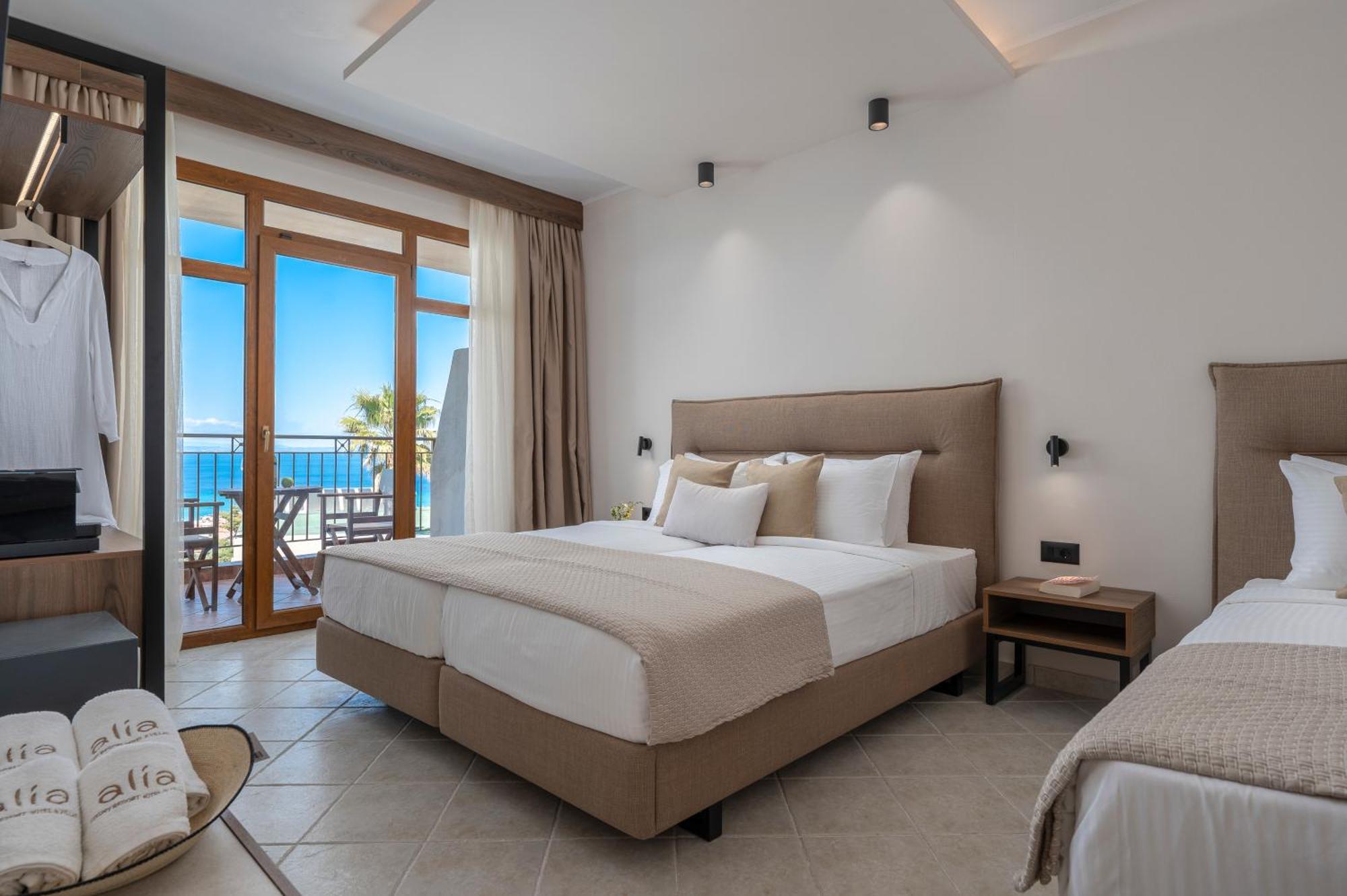 Classic Triple Room Sea View,1774432360:JPEG