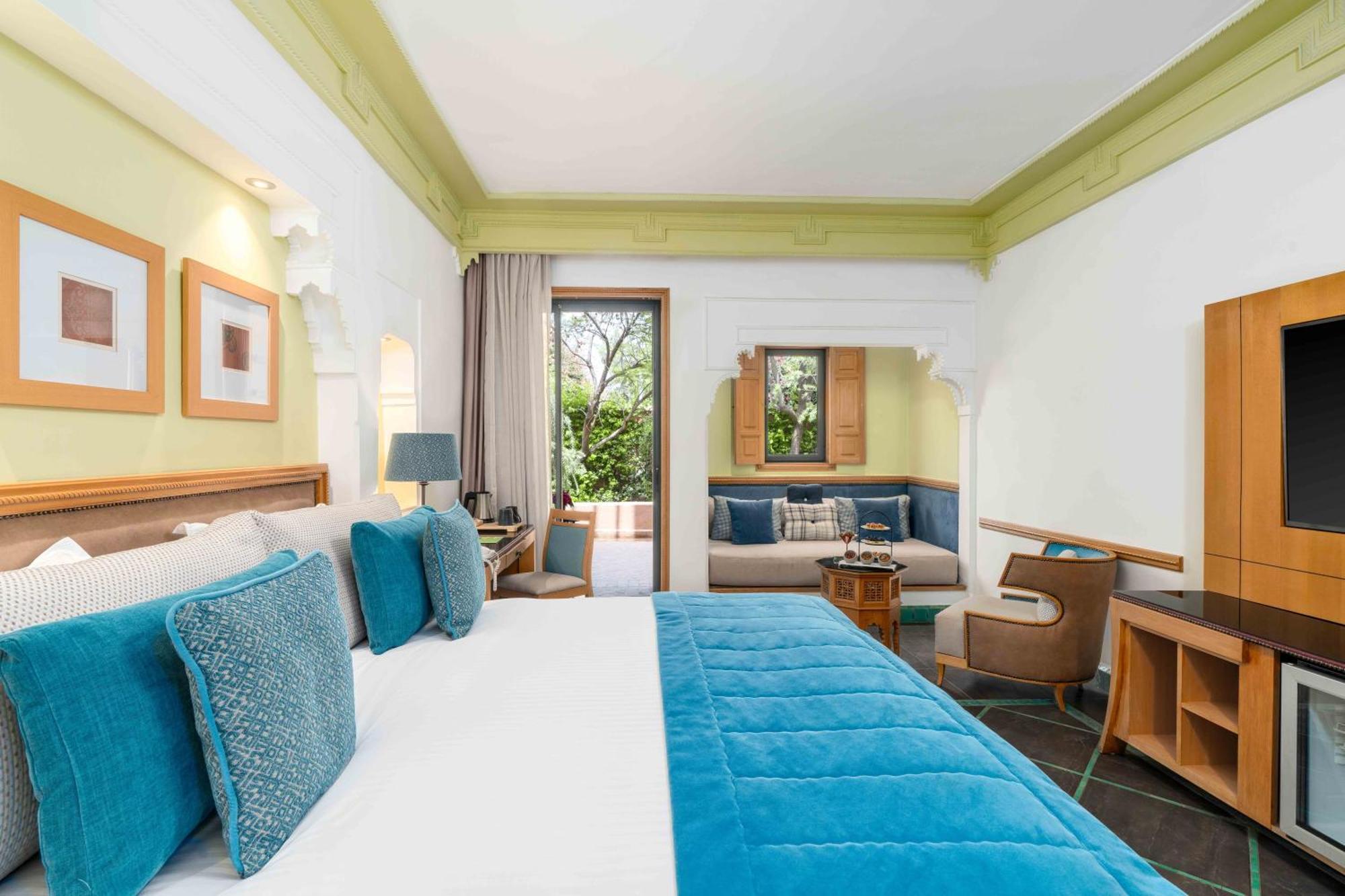 Premium Room with Balcony Pool View,1683813763:JPEG