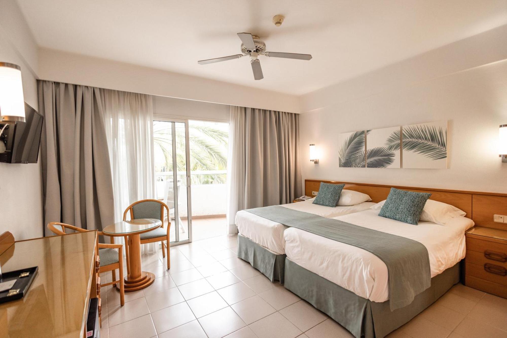 Superior Double Room Pool View