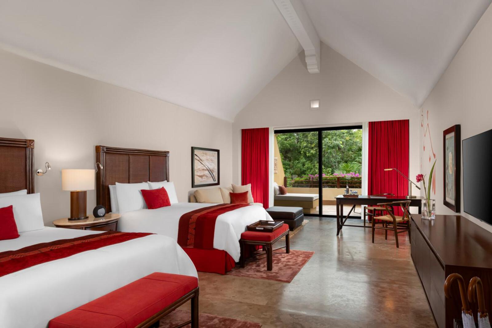Zen Grand Two Bedroom Family Suite Nature View
