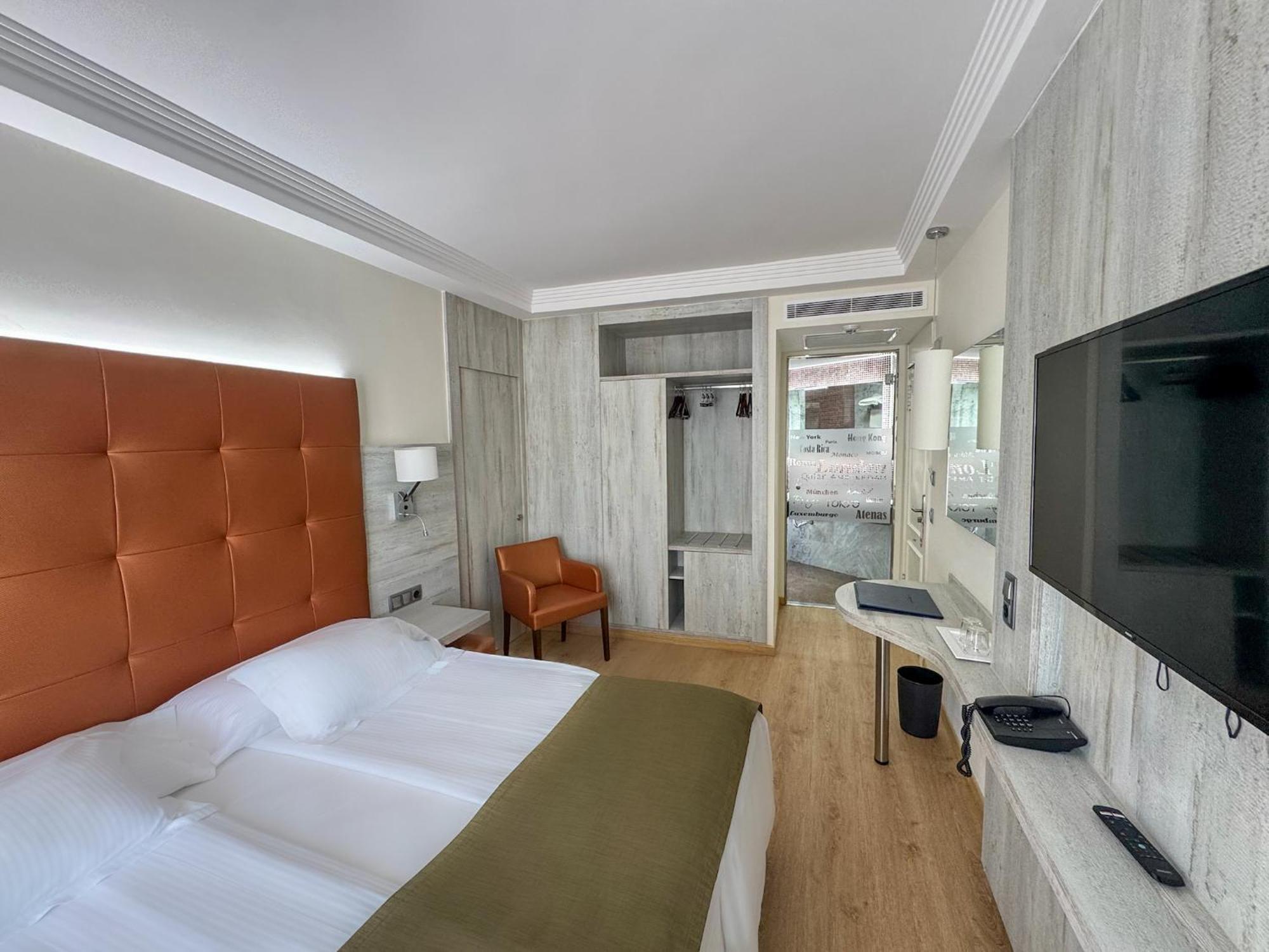 Superior Single Room