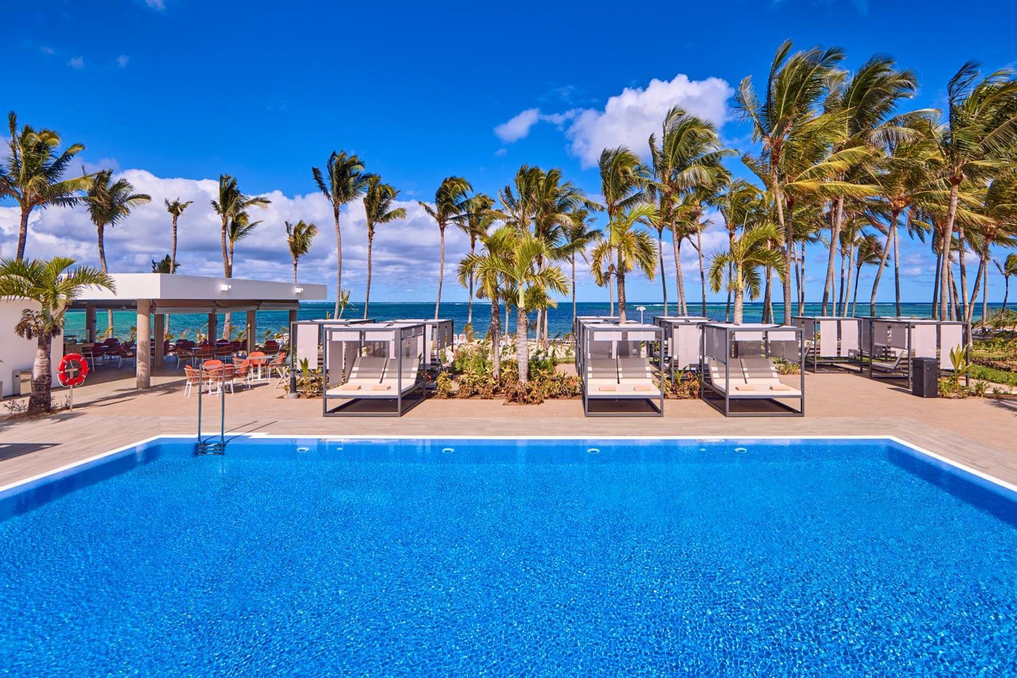 Suite con acceso directo a la piscina - Elite Club
