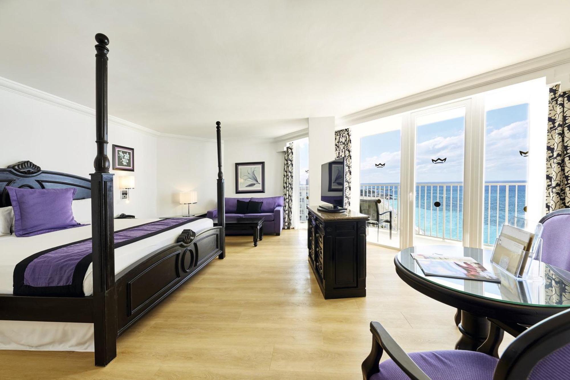 Junior Suite Ocean Front